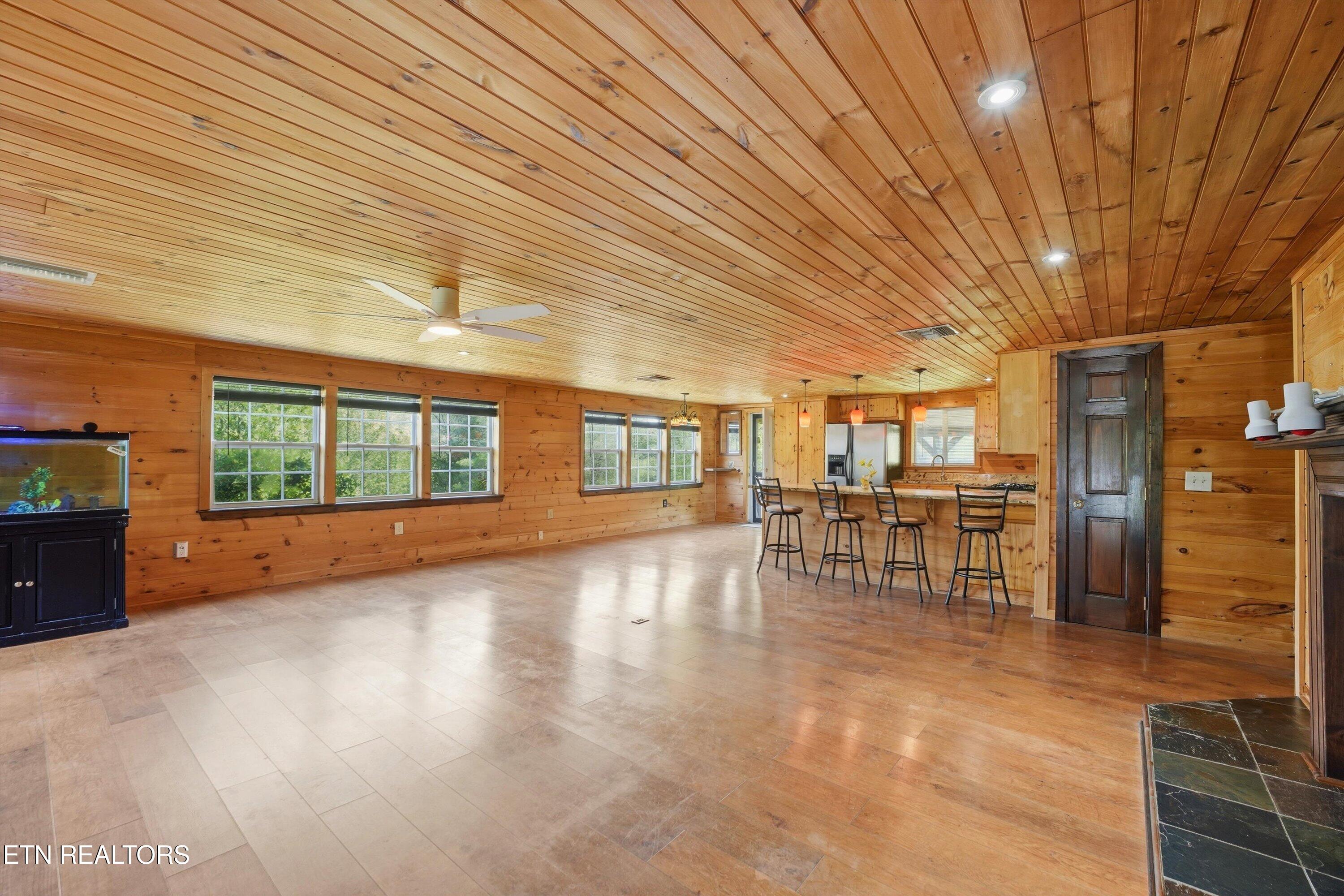533 Epperson Road Tellico Plains TN 37385