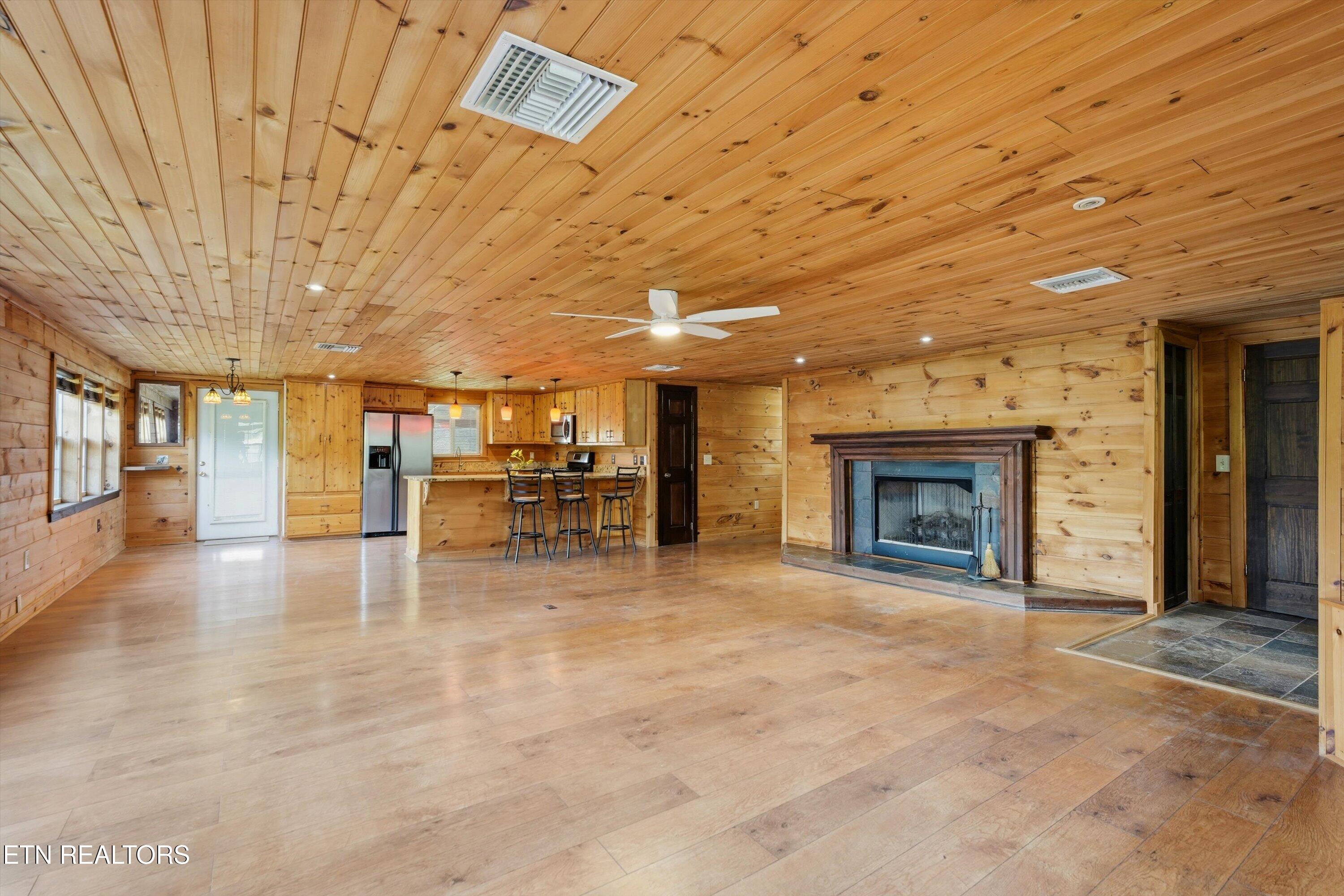 533 Epperson Road Tellico Plains TN 37385