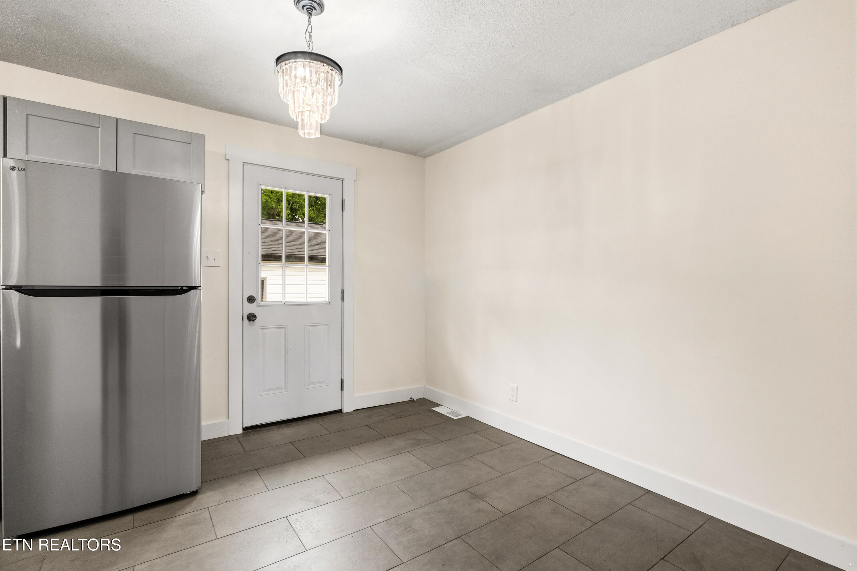 137 Amesbury Road Knoxville TN 37934