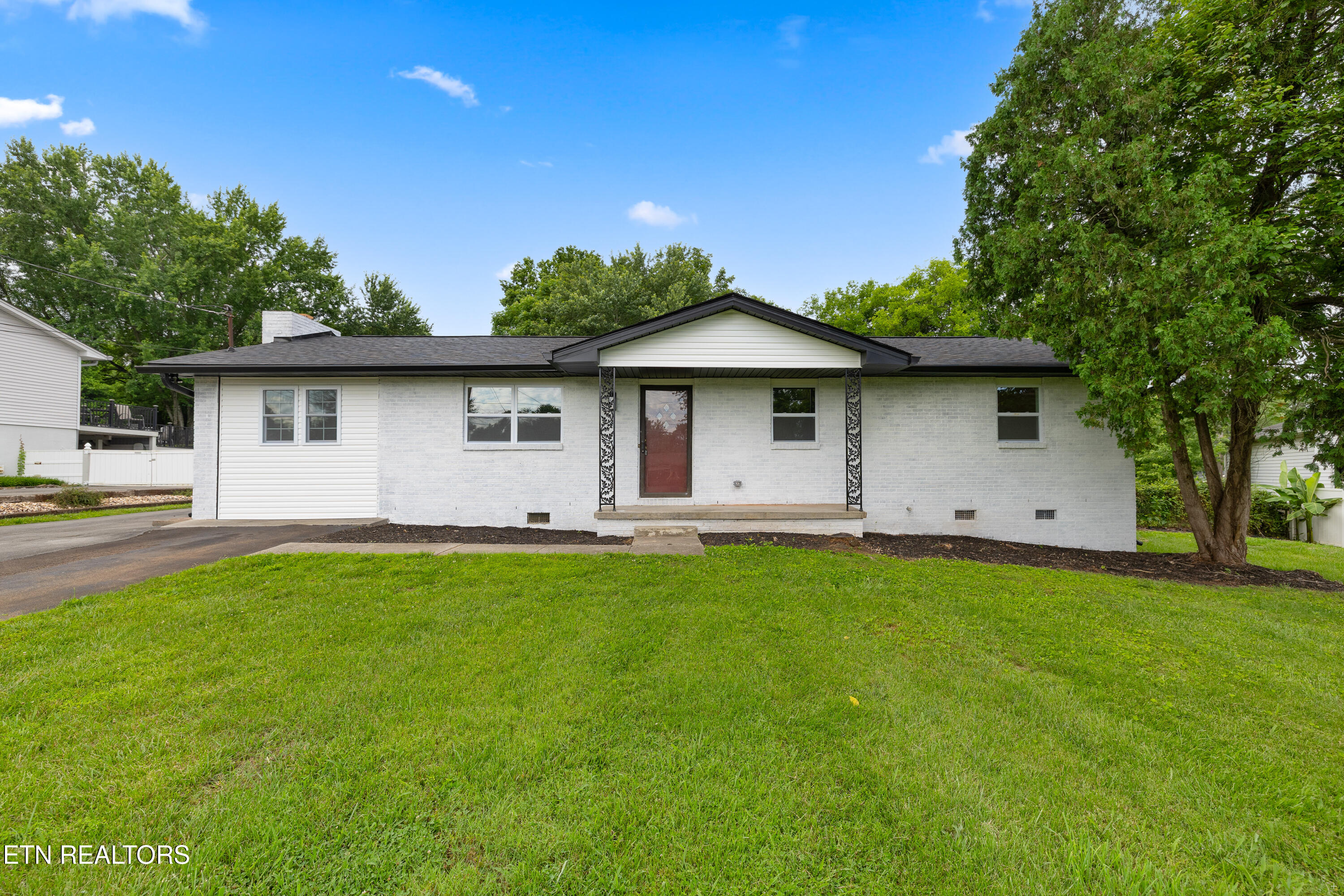 137 Amesbury Road Knoxville TN 37934
