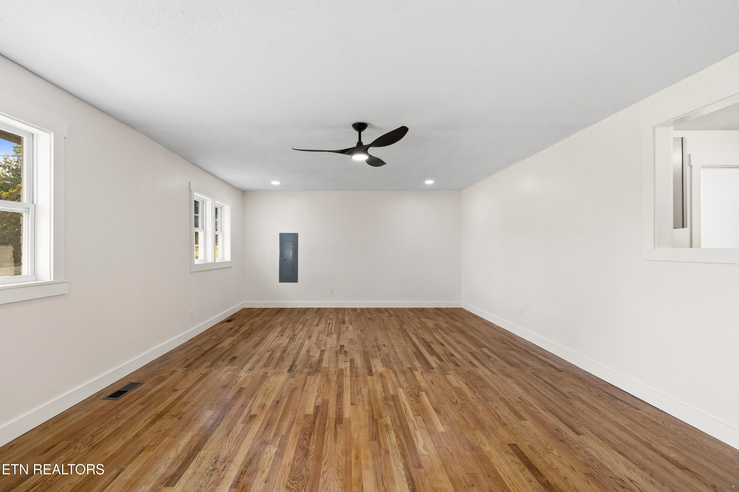 137 Amesbury Road Knoxville TN 37934