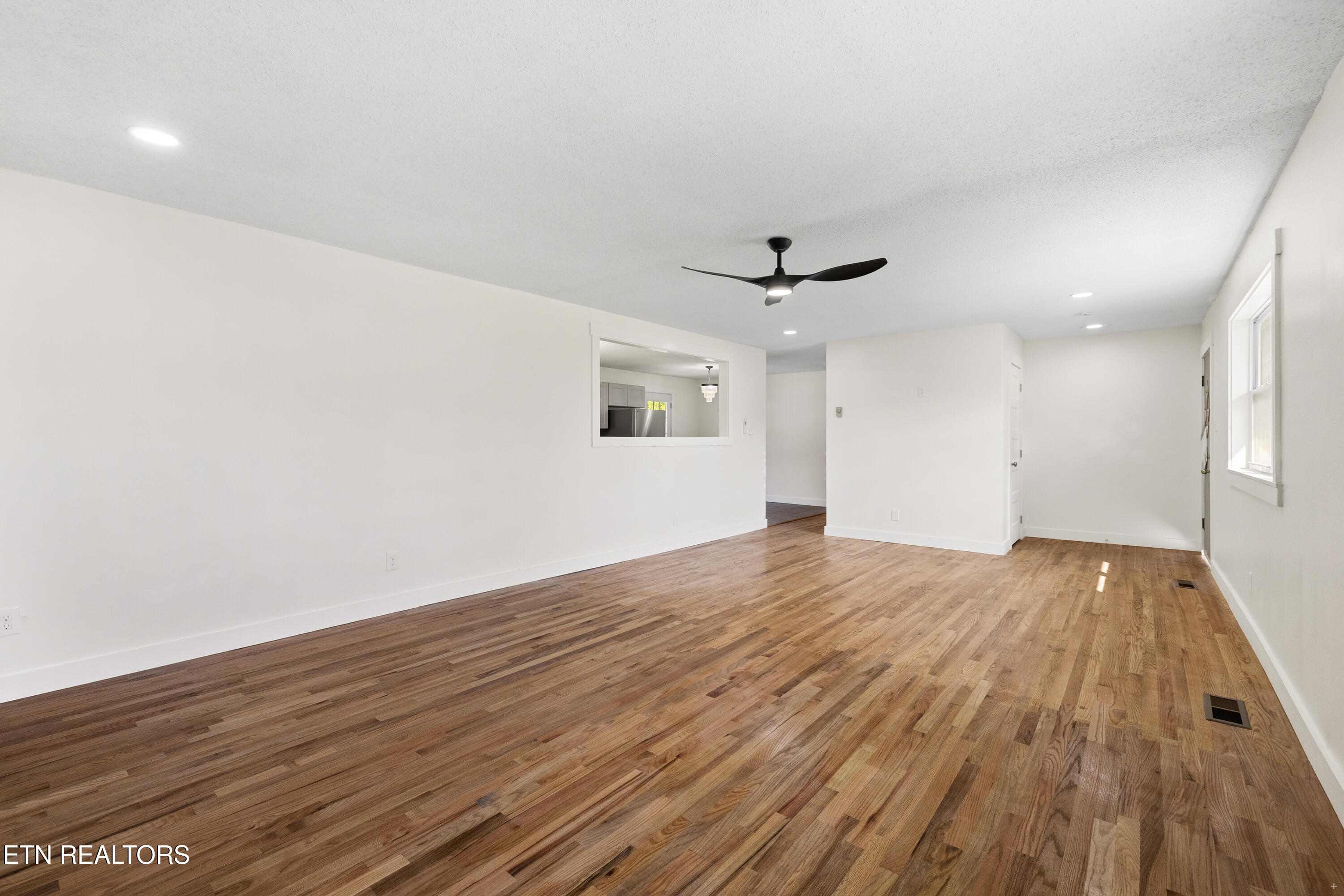 137 Amesbury Road Knoxville TN 37934