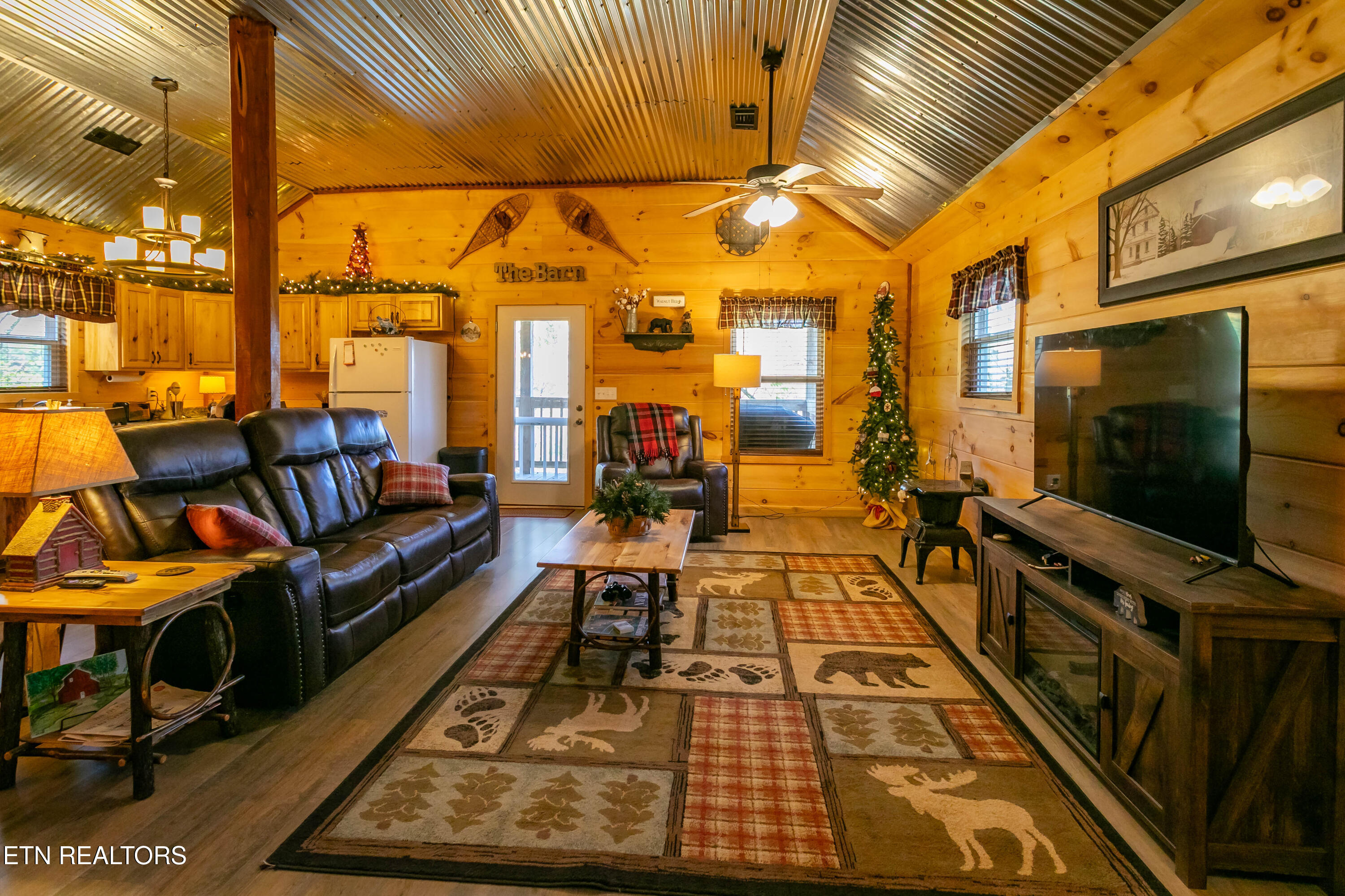 4106/3050 Burning Tree Ln/headrick Drive Sevierville TN 37862