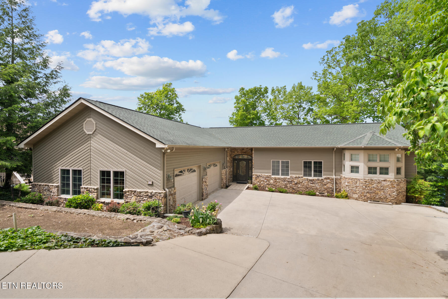 43 Markham Terrace Crossville TN 38558
