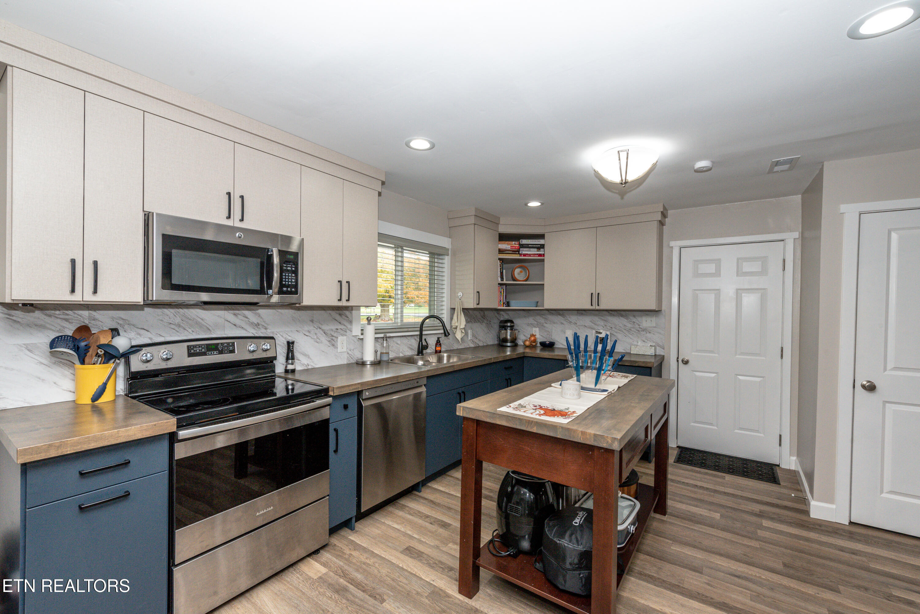 1251 S Old Sevierville Pike Seymour TN 37865