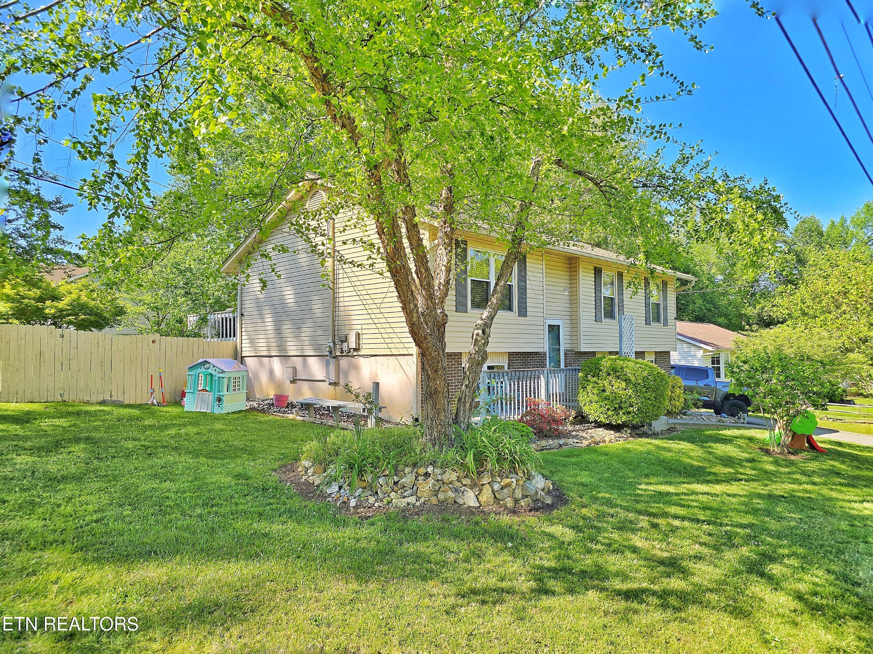 6417 Hunters Glen Drive Knoxville TN 37921