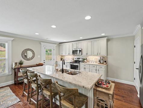 245 Royal Oaks Drive Maryville TN 37801