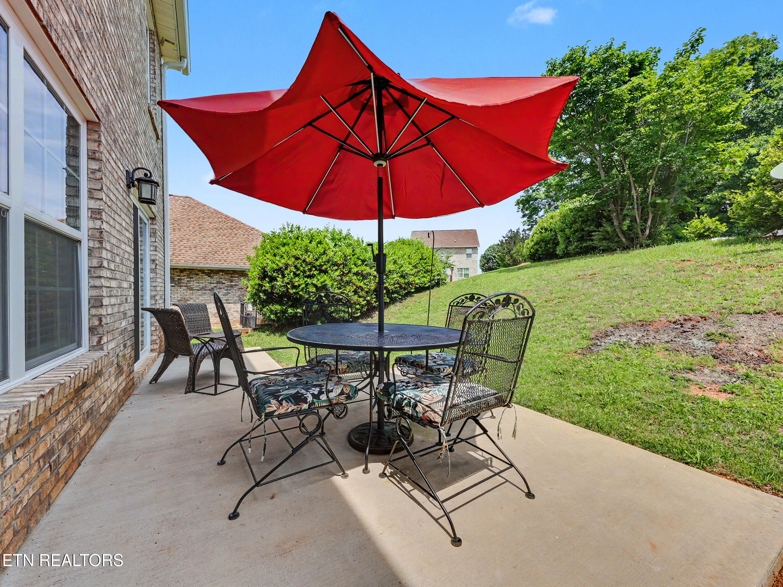 245 Royal Oaks Drive Maryville TN 37801