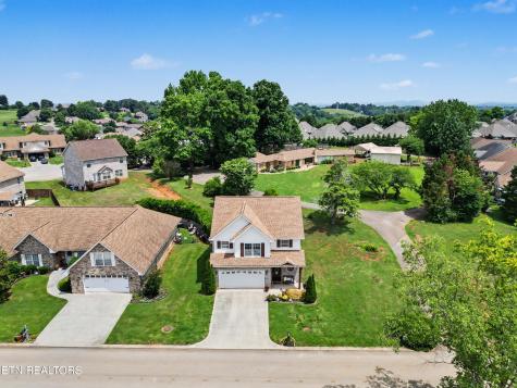 245 Royal Oaks Drive Maryville TN 37801