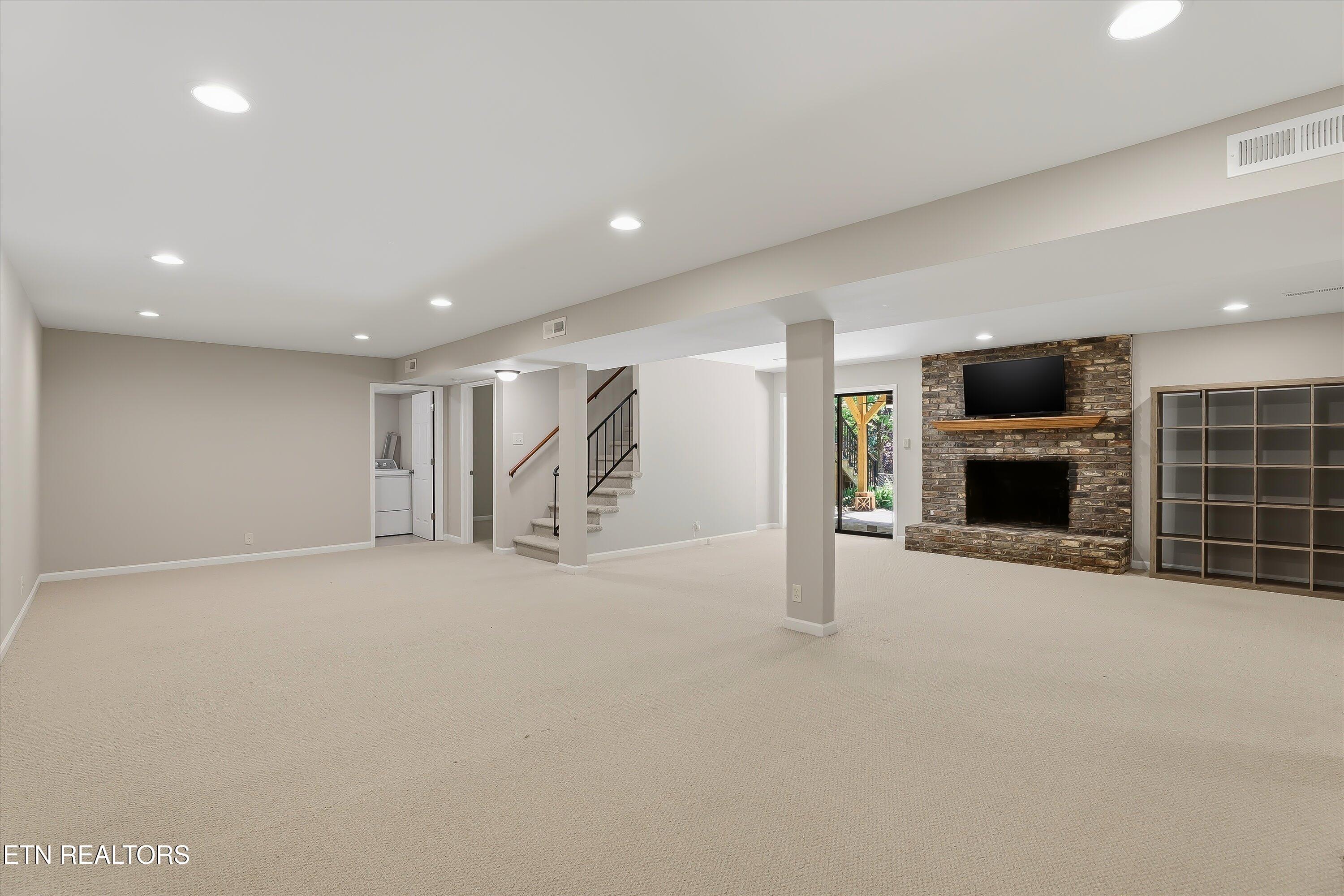 9500 Briarwood Drive Knoxville TN 37923