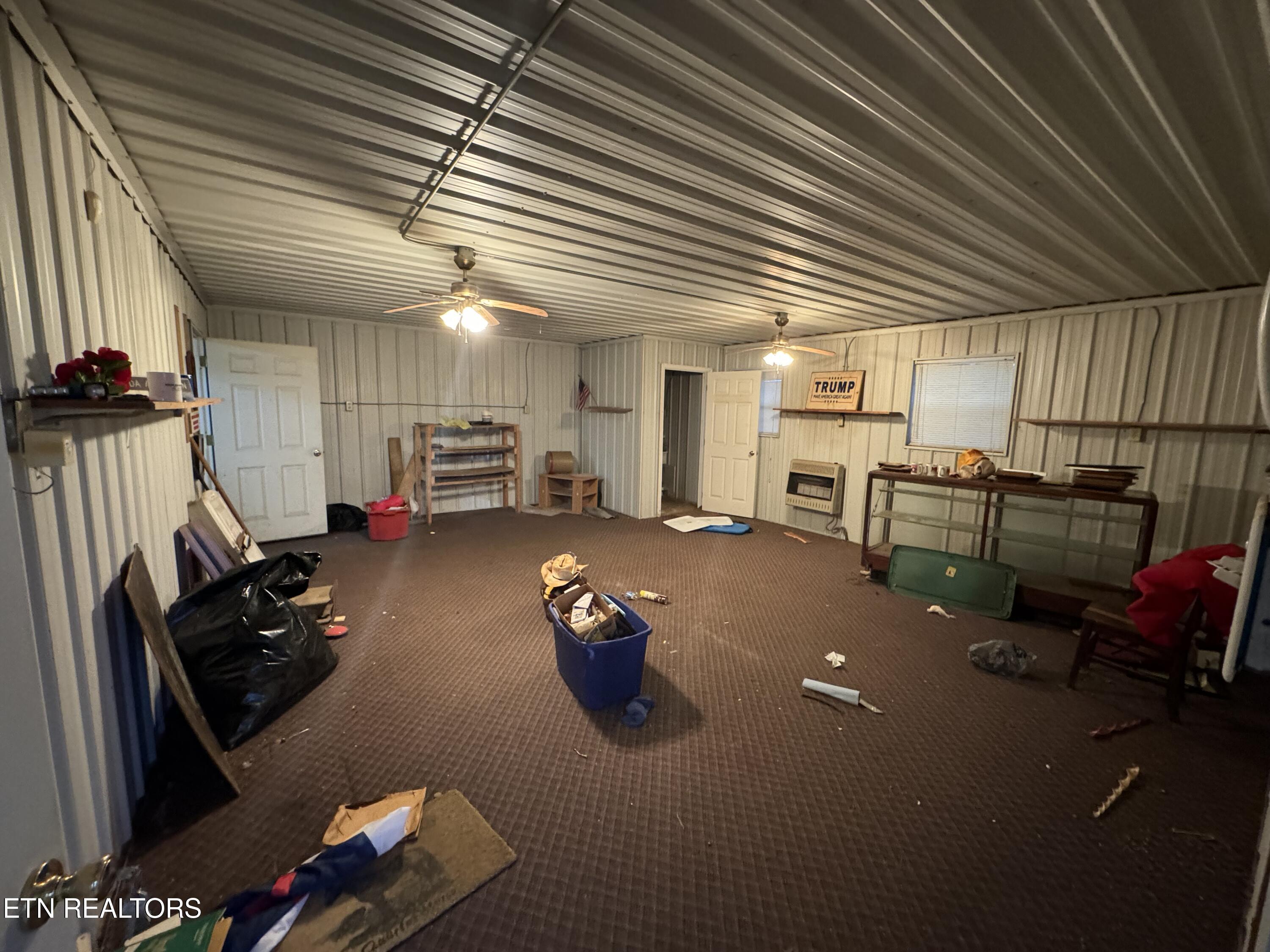 276 O & W Road Oneida TN 37841