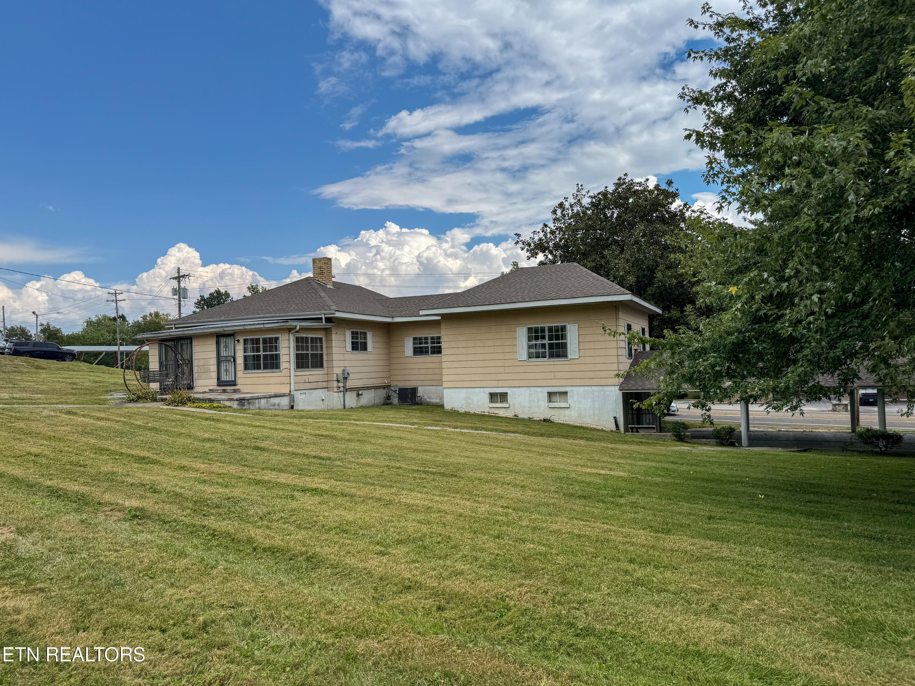 18741 Alberta Street Oneida TN 37841