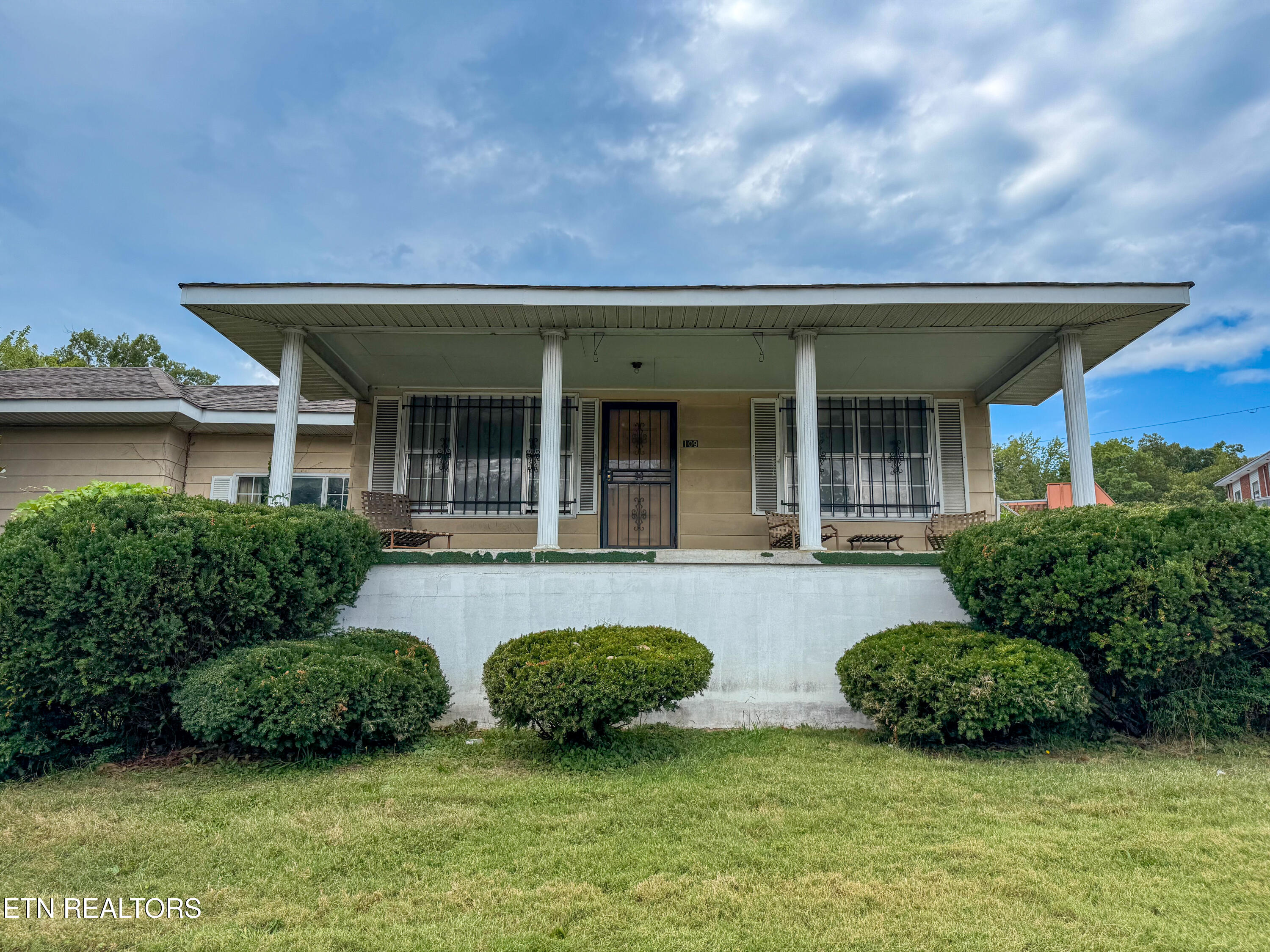 18741 Alberta Street Oneida TN 37841