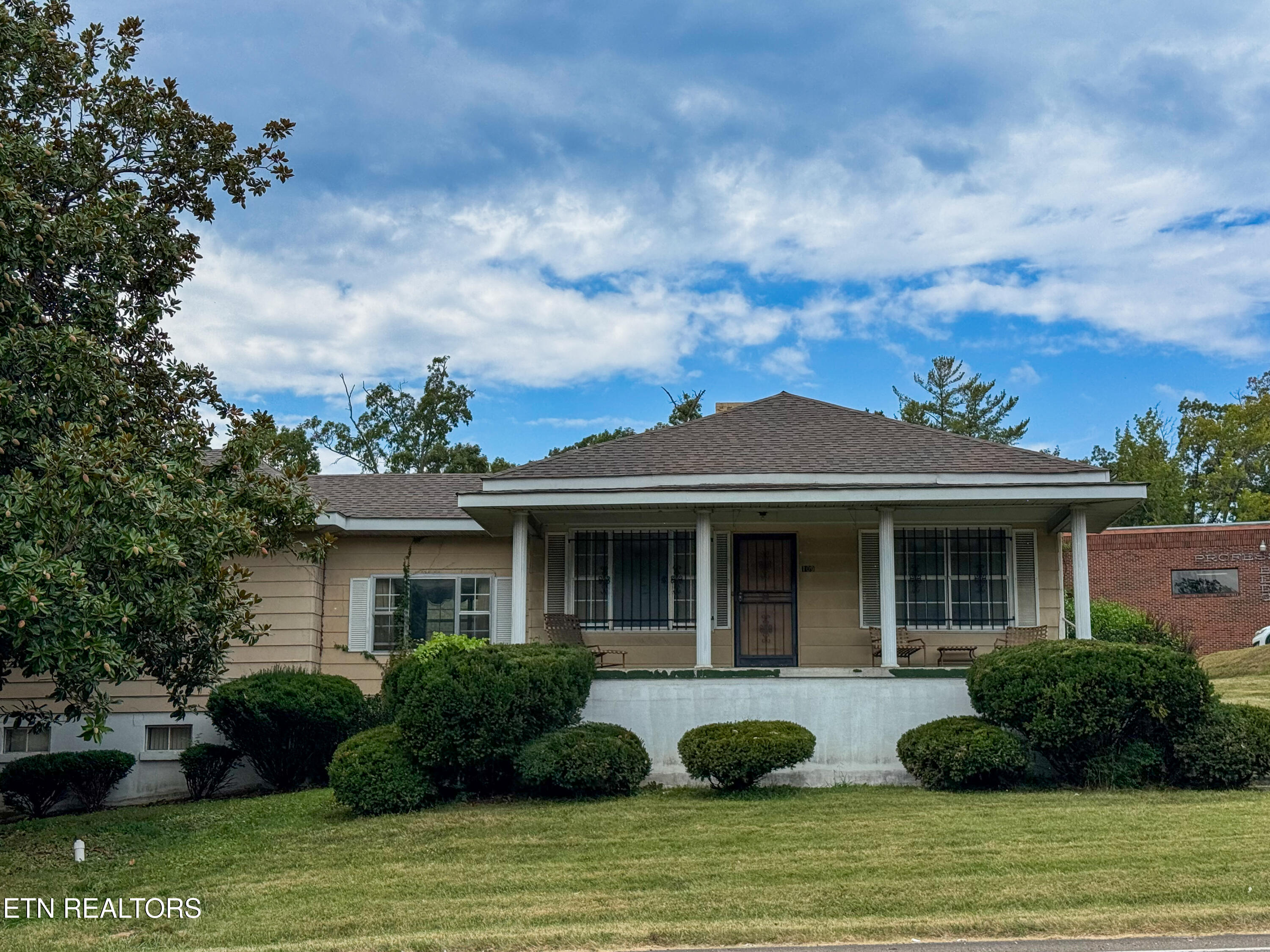 18741 Alberta Street Oneida TN 37841