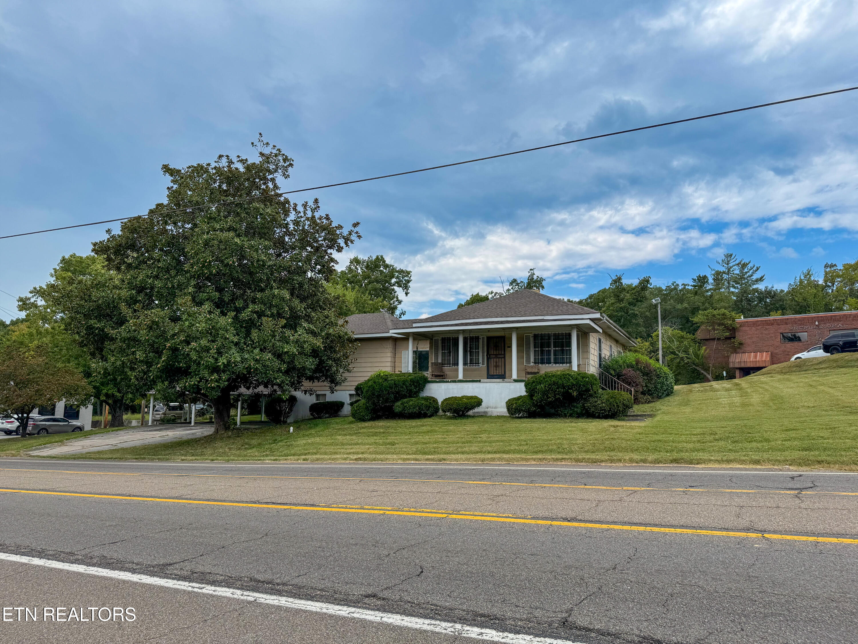 18741 Alberta Street Oneida TN 37841