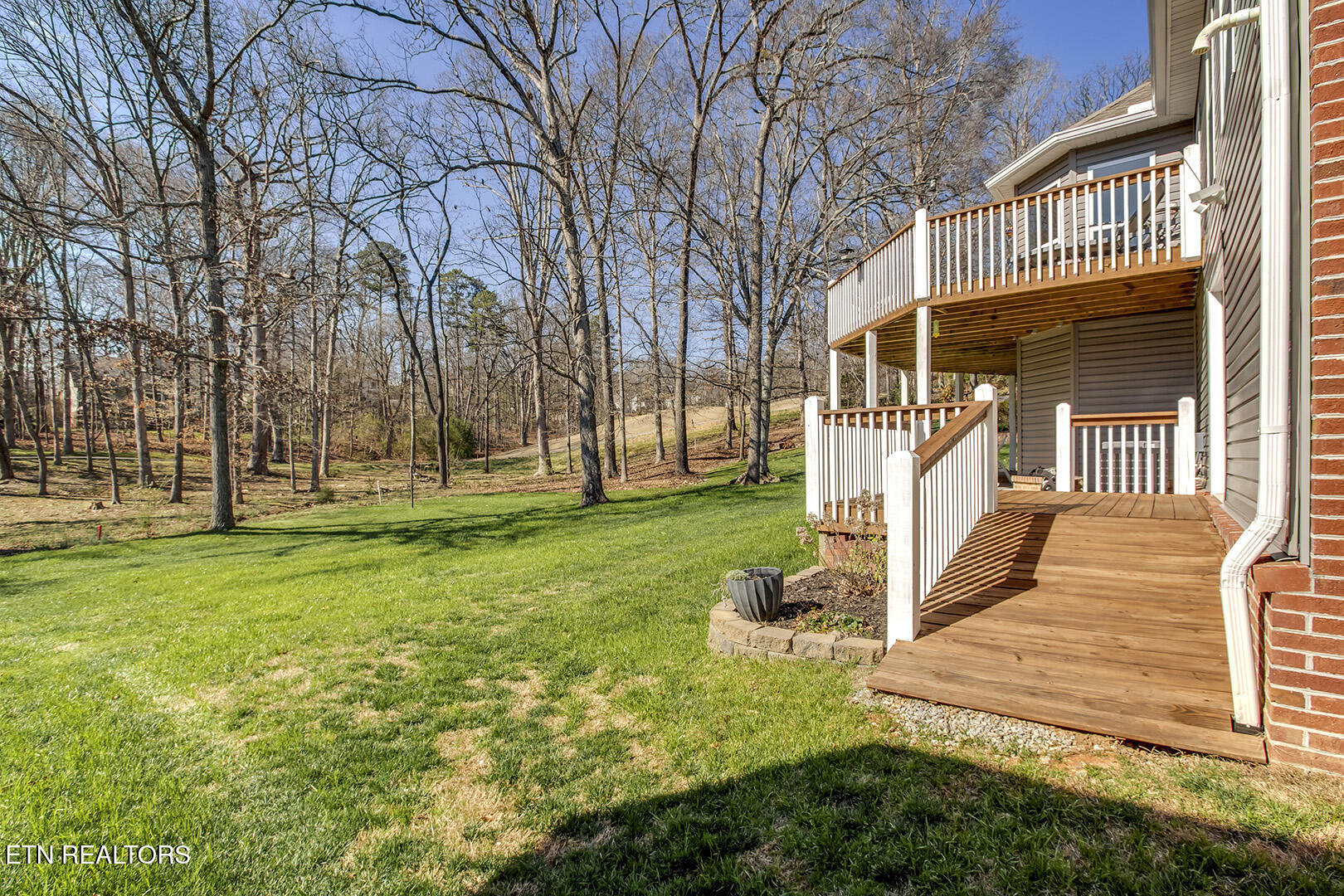 146 Daleyuhski Way Loudon TN 37774