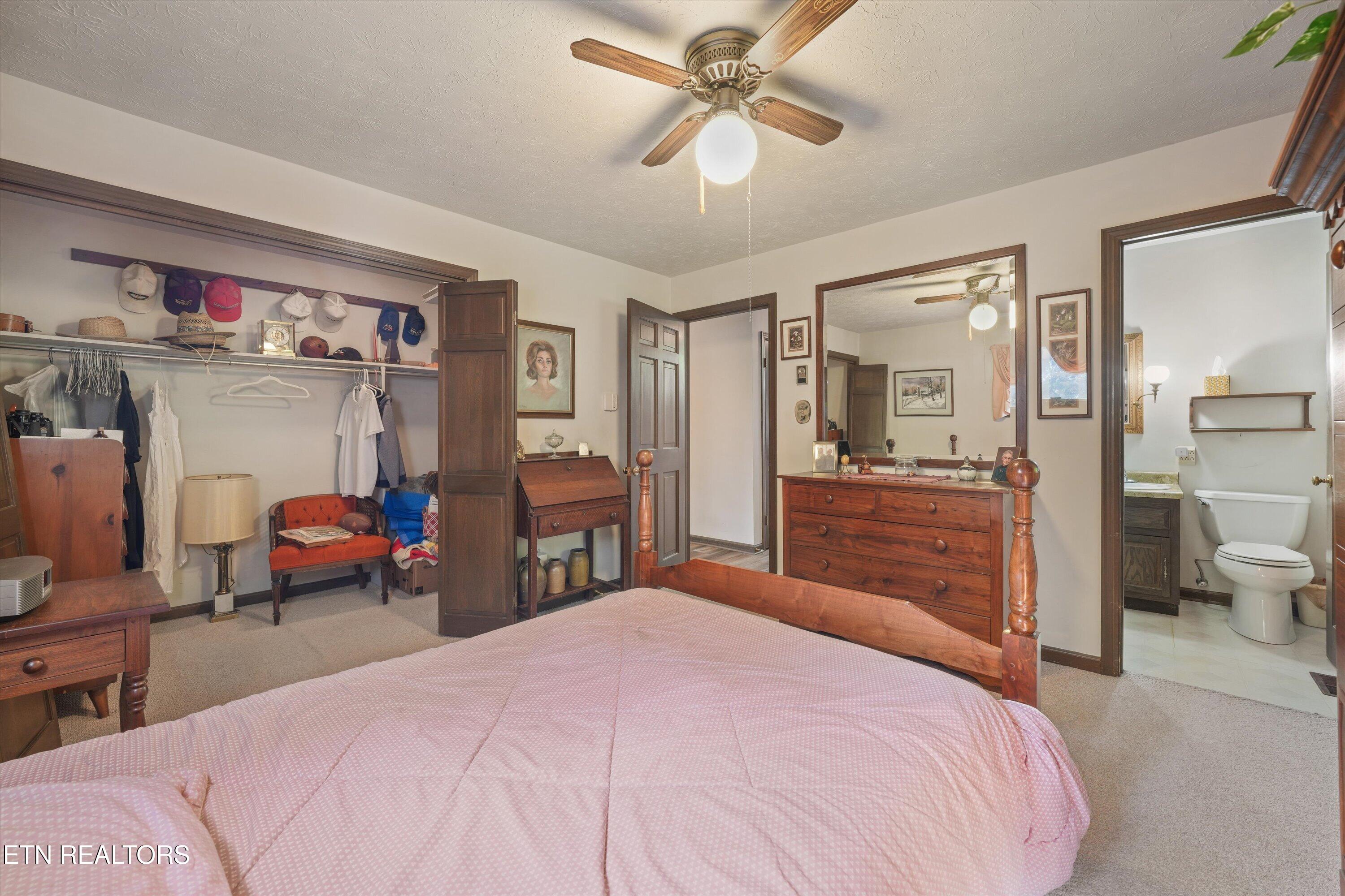 745 Blockhouse Valley Road Clinton TN 37716