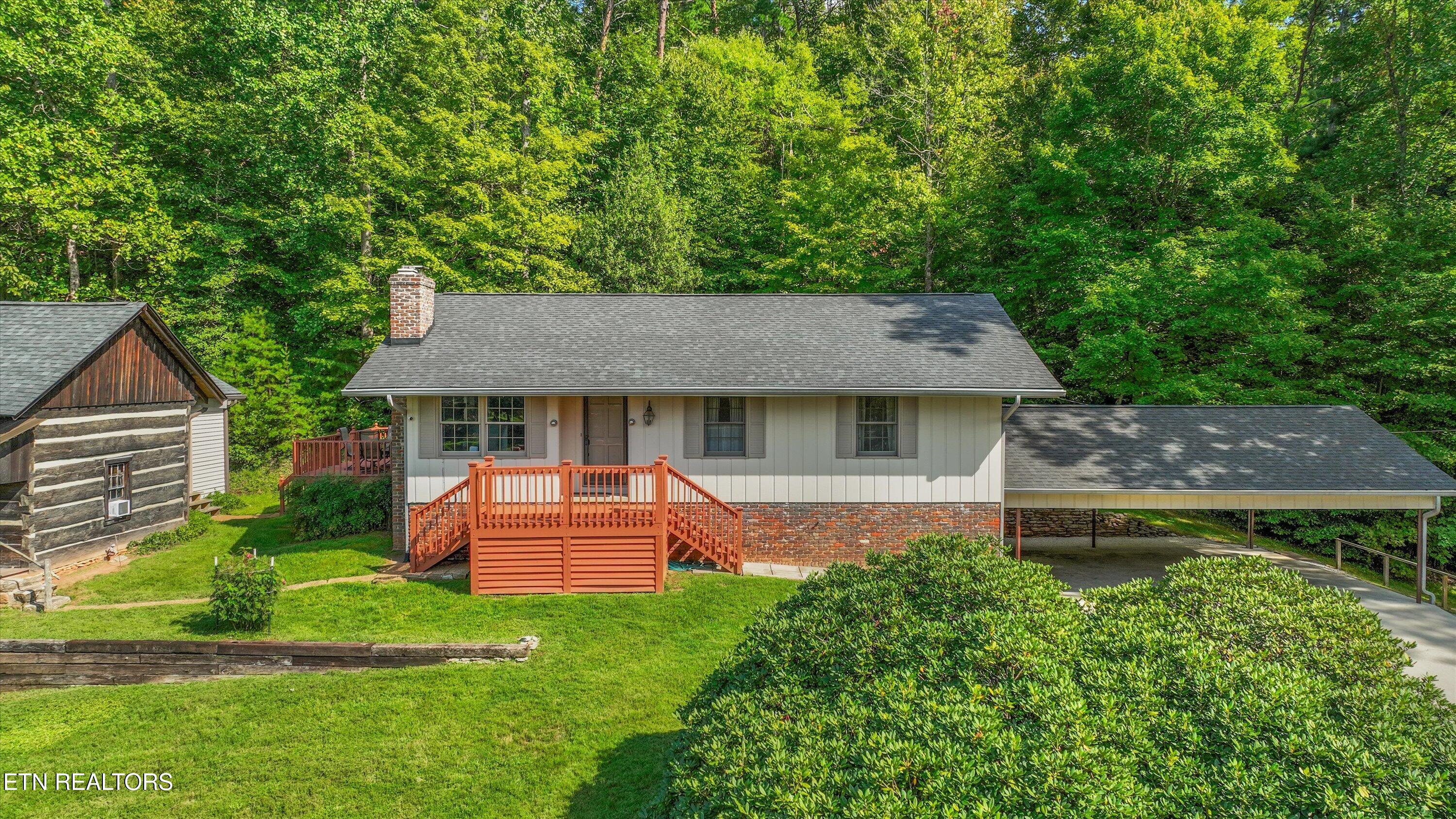 745 Blockhouse Valley Road Clinton TN 37716