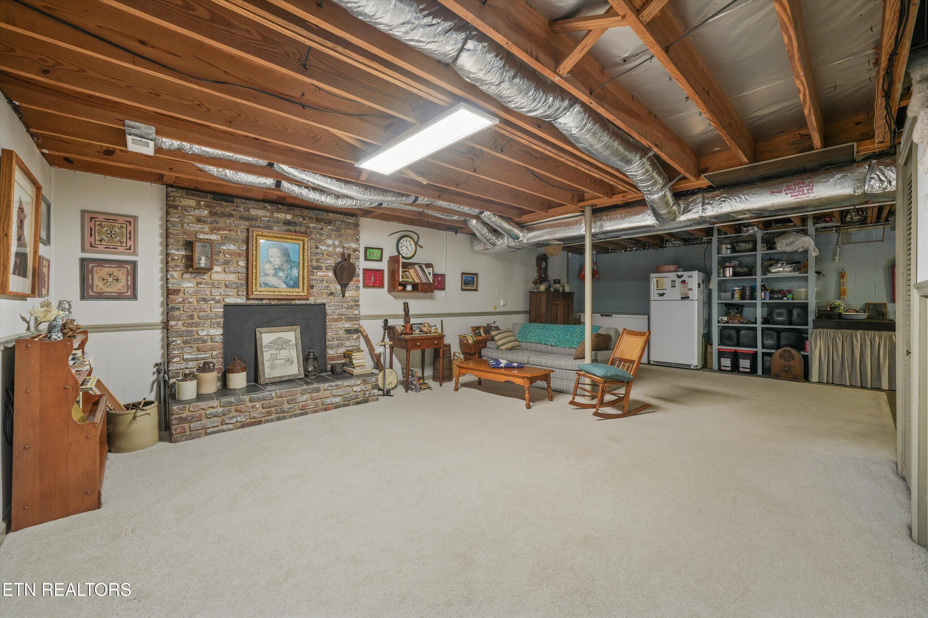 745 Blockhouse Valley Road Clinton TN 37716