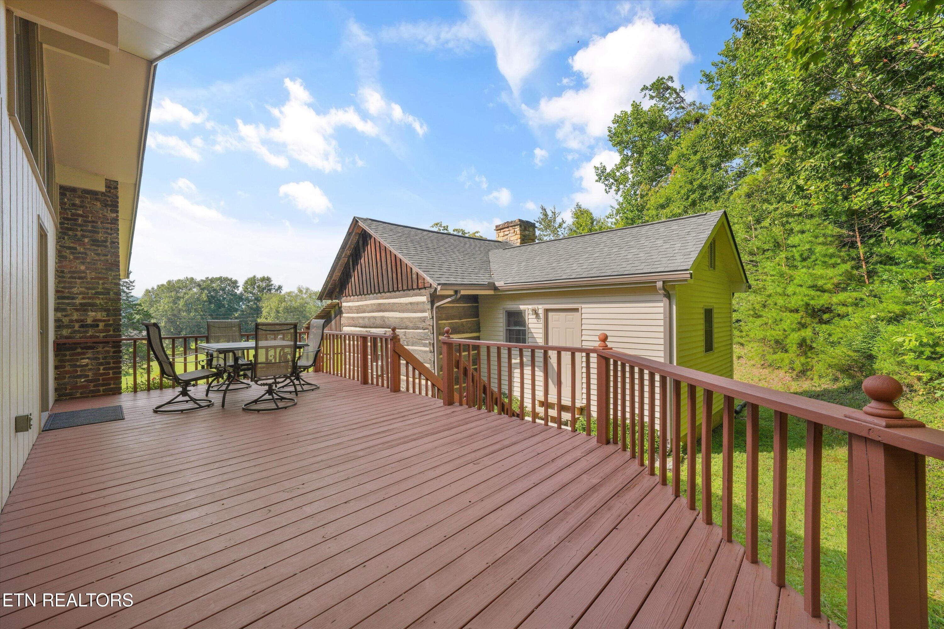 745 Blockhouse Valley Road Clinton TN 37716