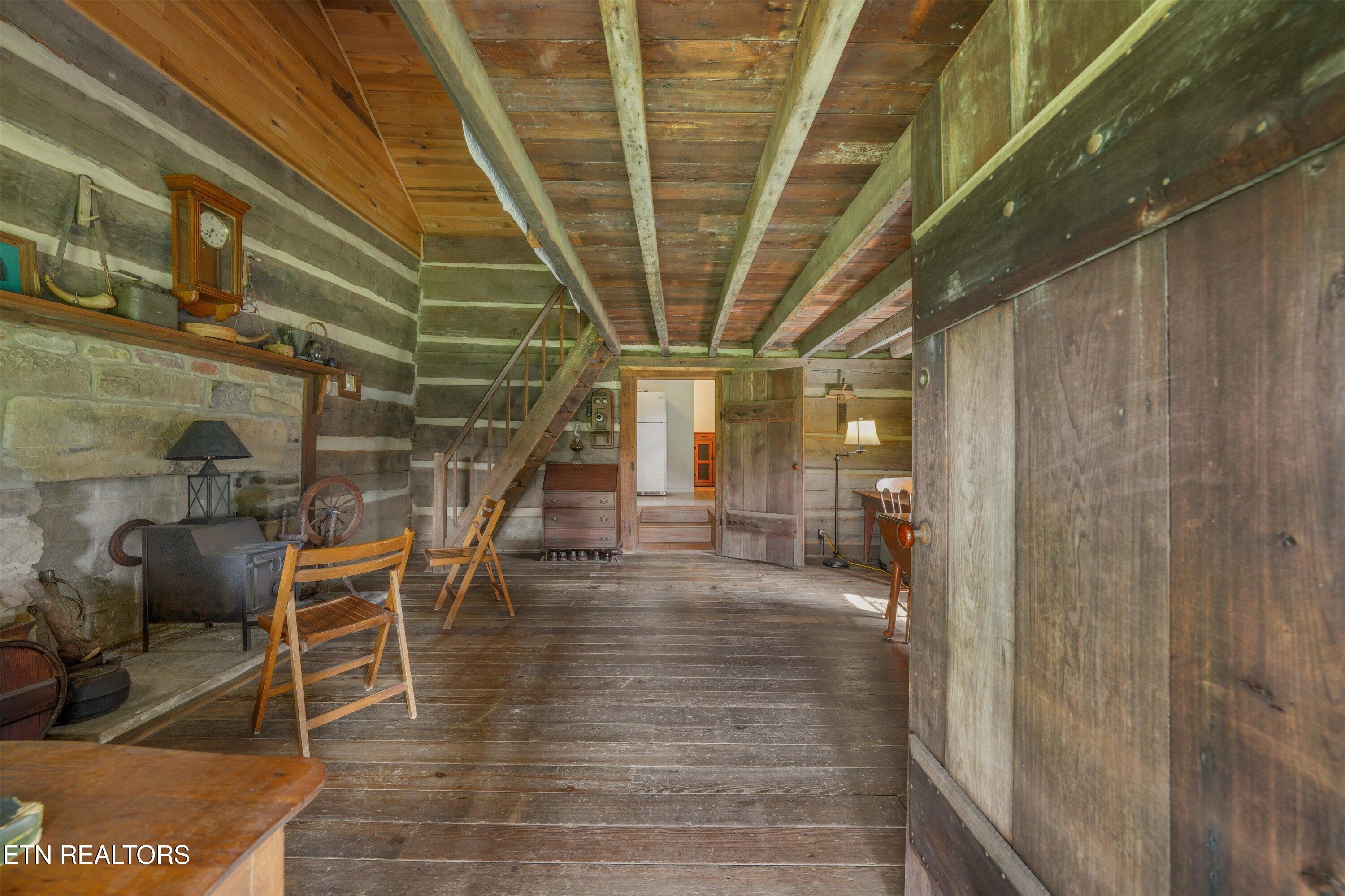 745 Blockhouse Valley Road Clinton TN 37716