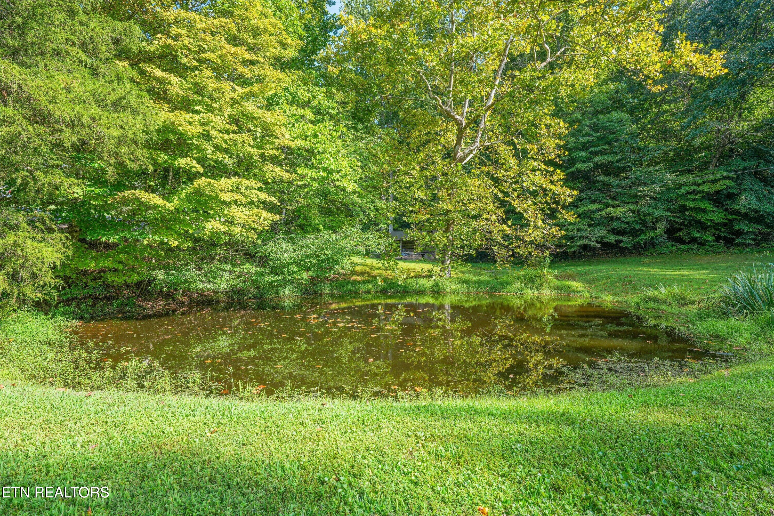 745 Blockhouse Valley Road Clinton TN 37716