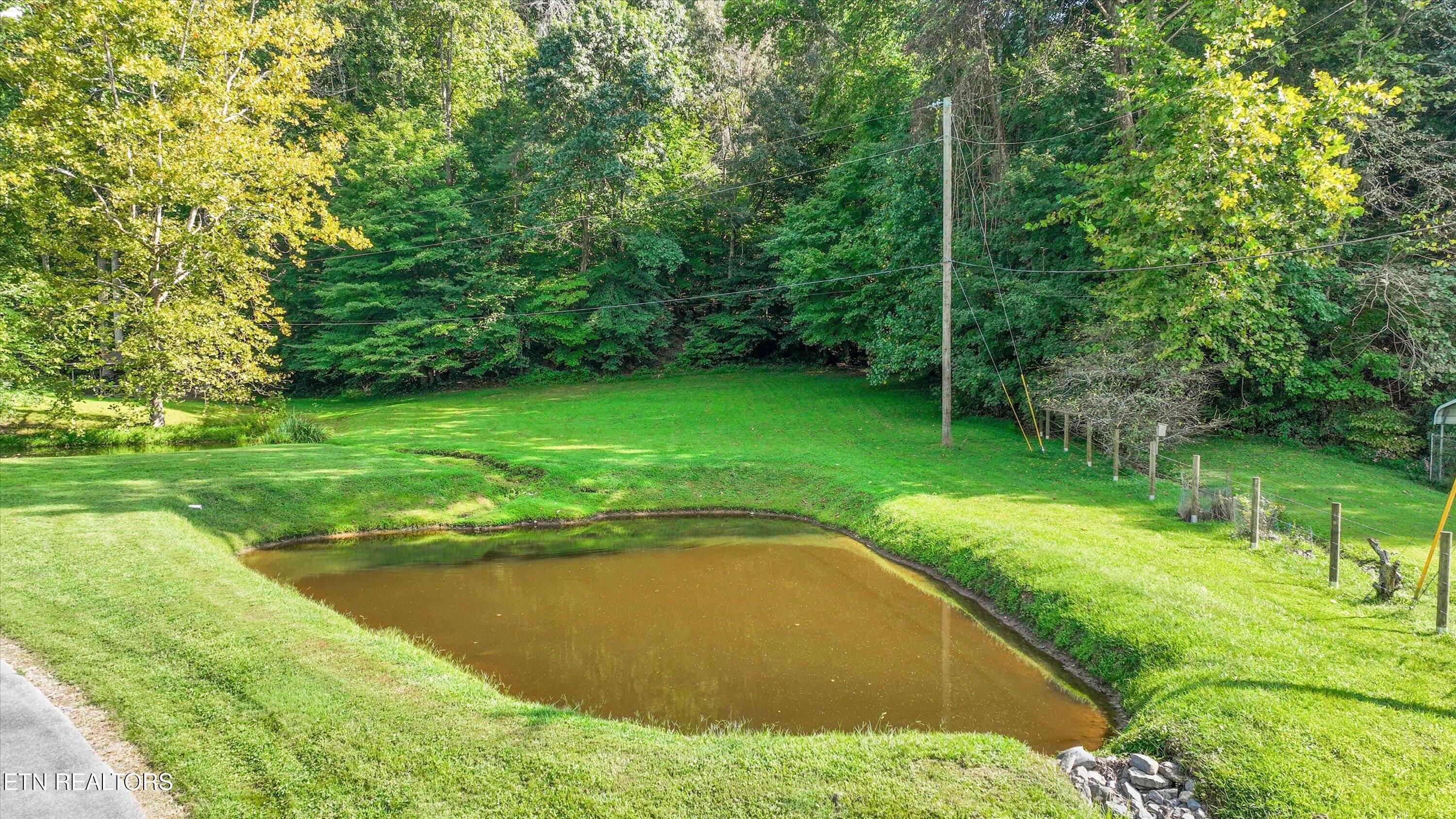 745 Blockhouse Valley Road Clinton TN 37716