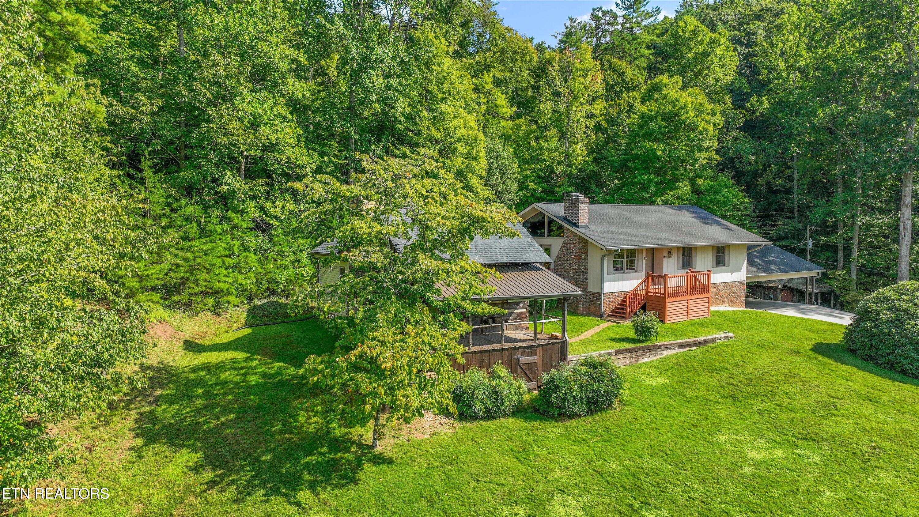 745 Blockhouse Valley Road Clinton TN 37716