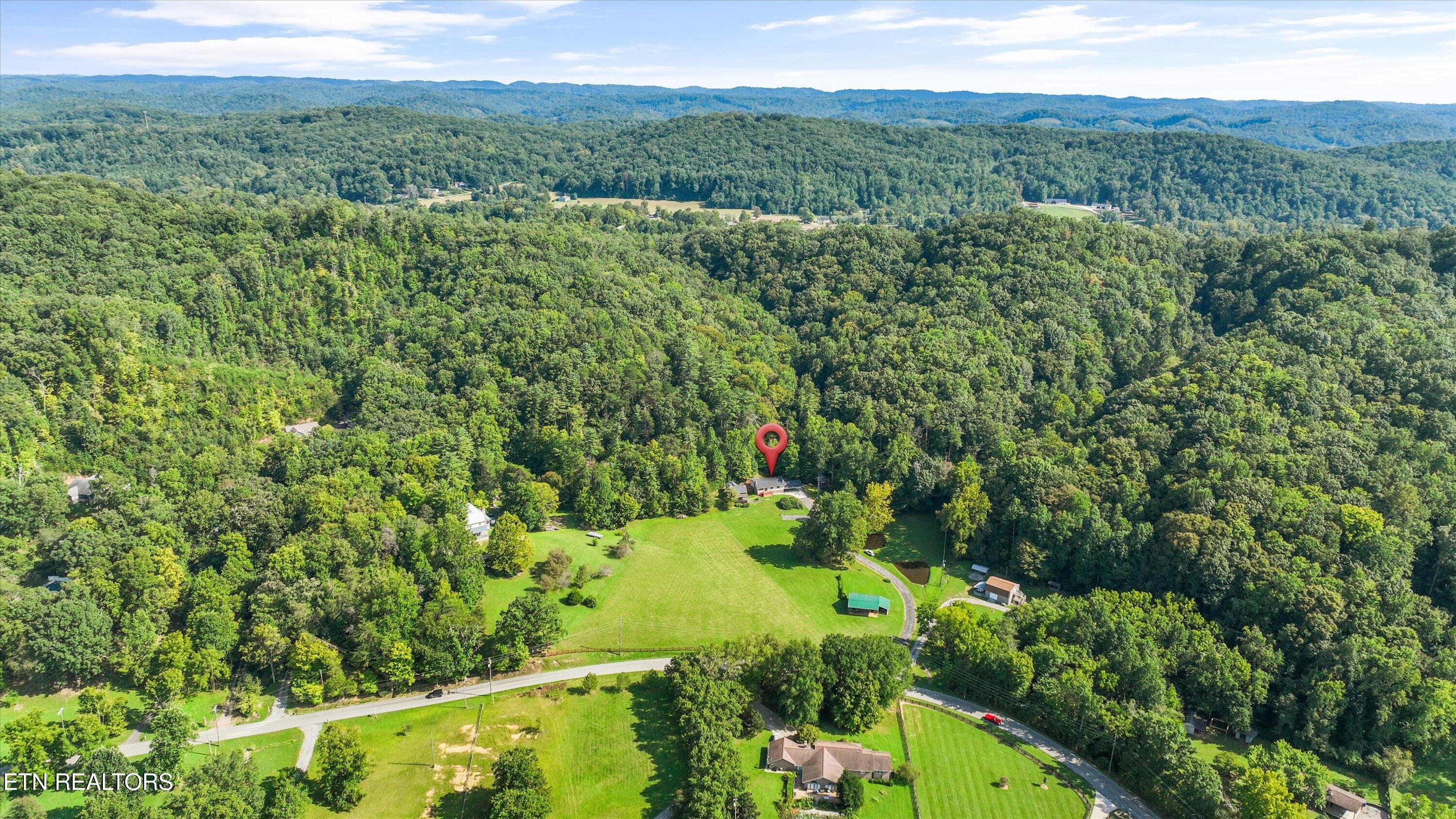 745 Blockhouse Valley Road Clinton TN 37716