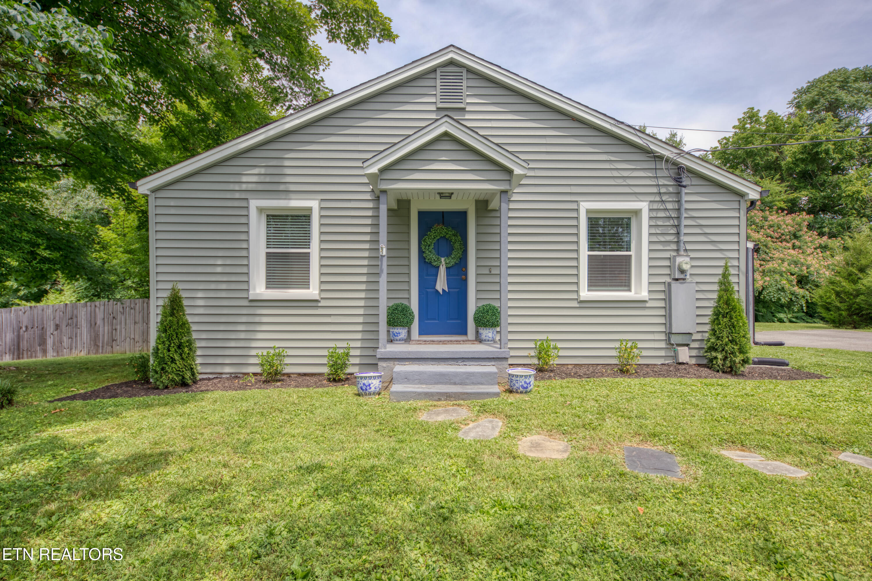 425 W Ford Valley Road Knoxville TN 37920