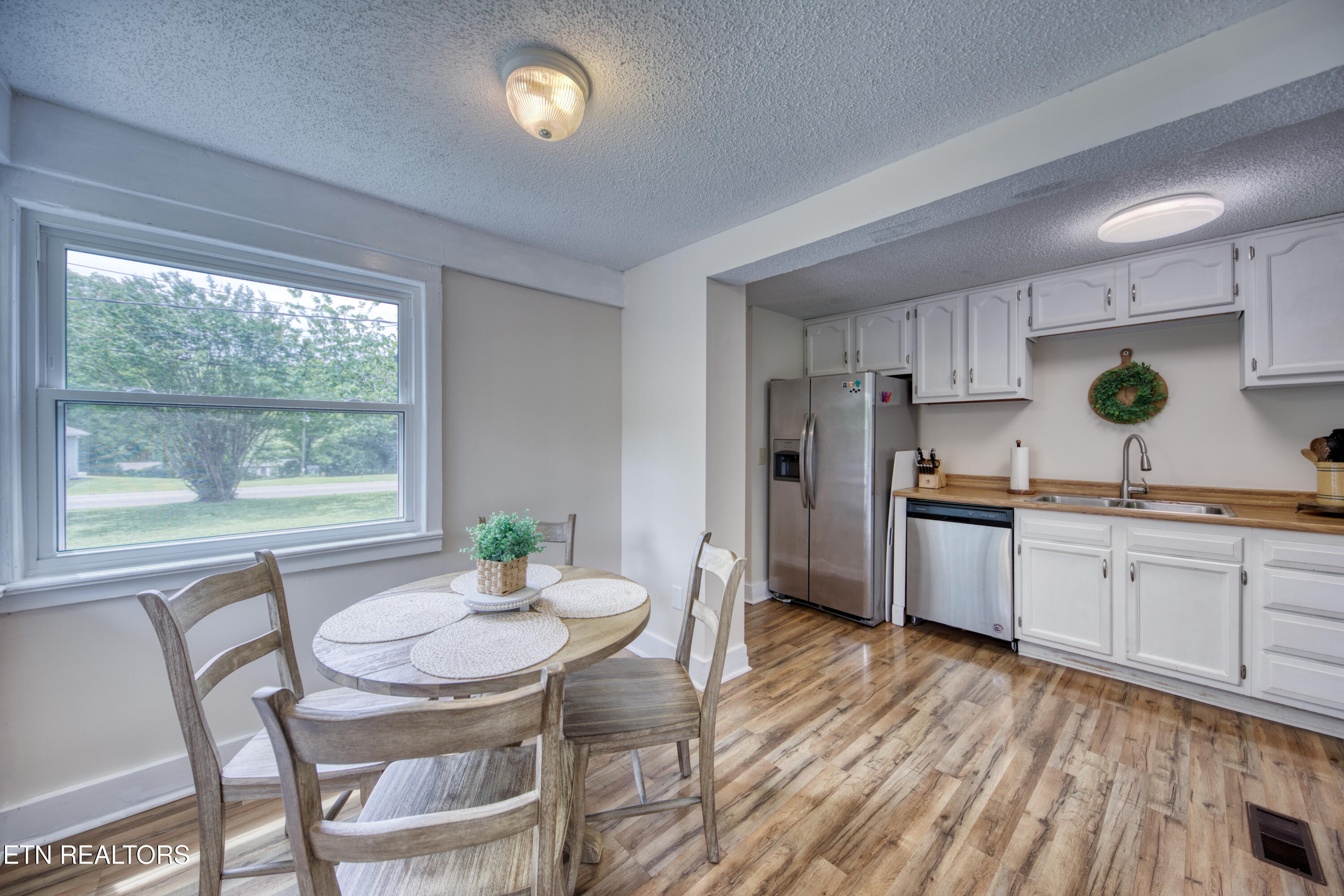 425 W Ford Valley Road Knoxville TN 37920