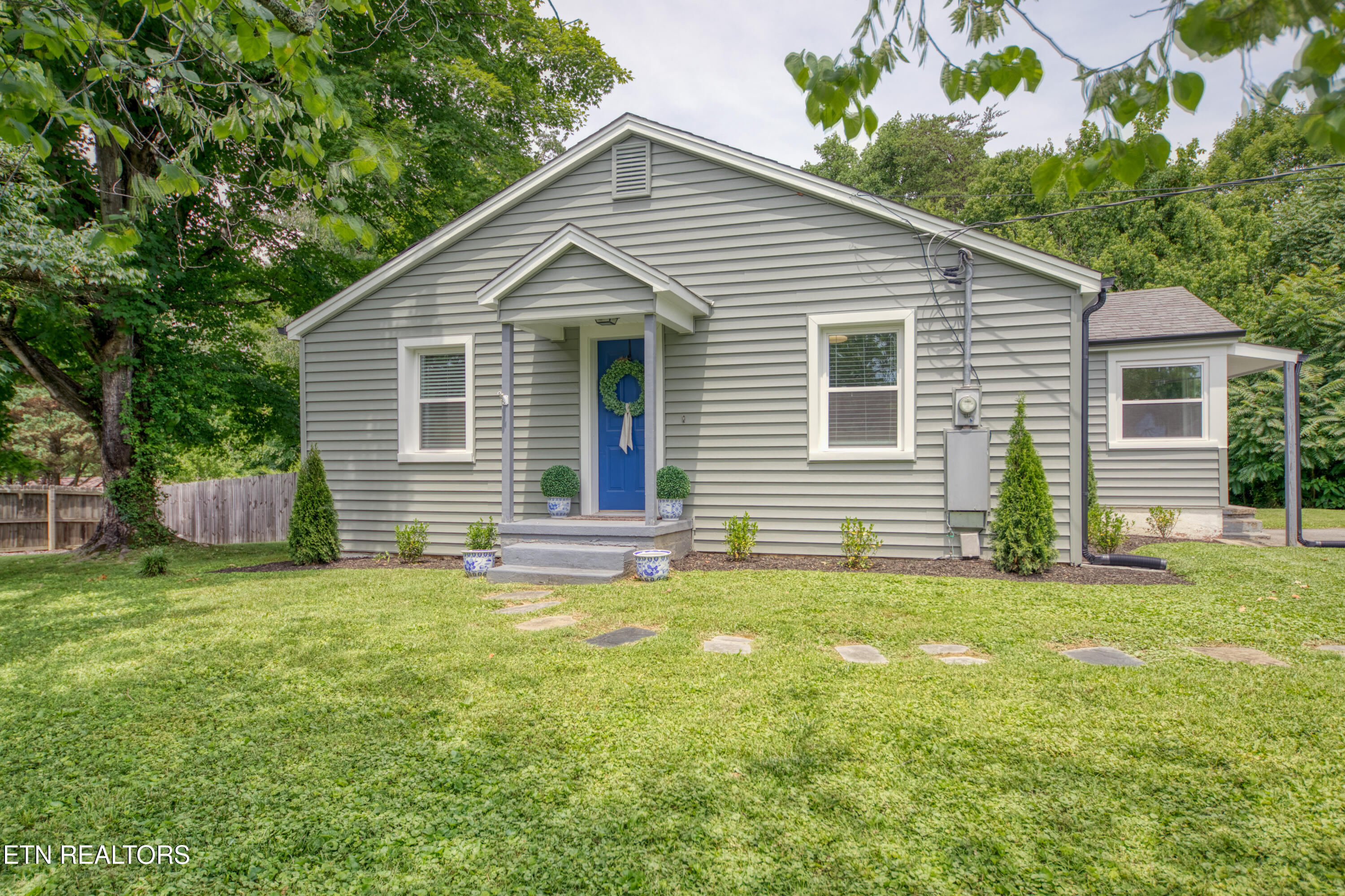 425 W Ford Valley Road Knoxville TN 37920