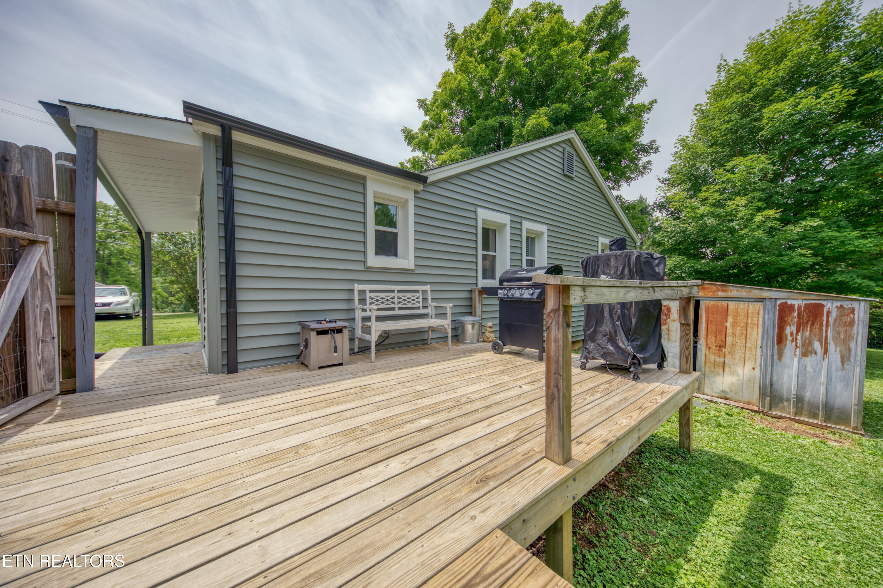 425 W Ford Valley Road Knoxville TN 37920