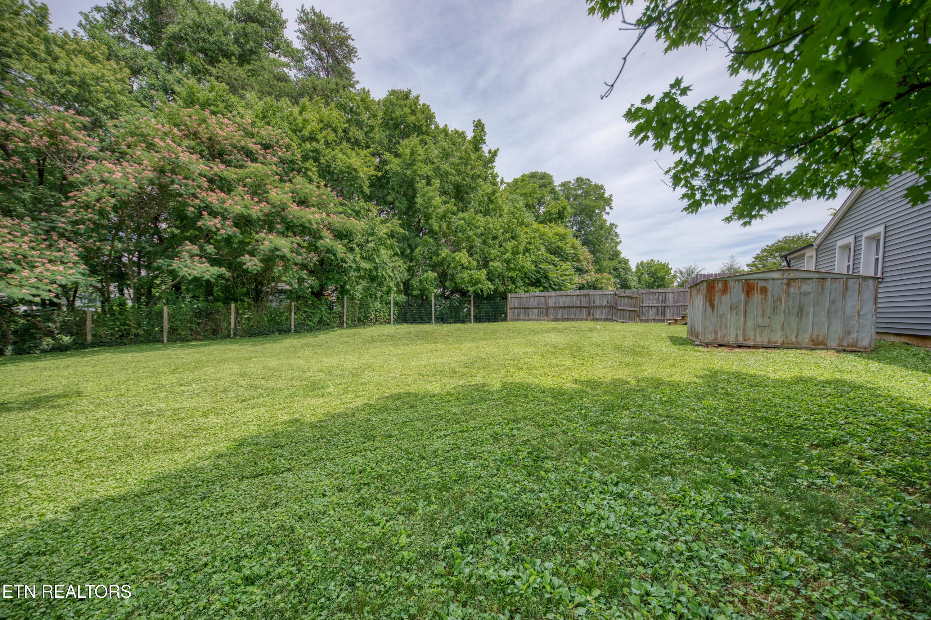 425 W Ford Valley Road Knoxville TN 37920