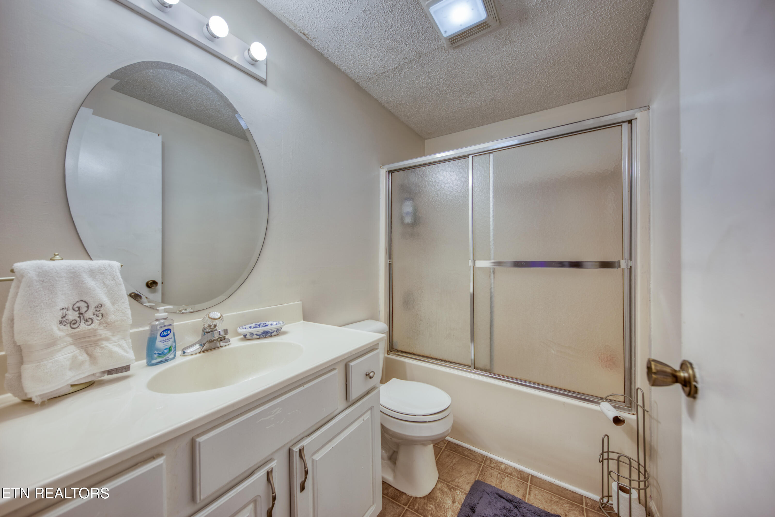 425 W Ford Valley Road Knoxville TN 37920