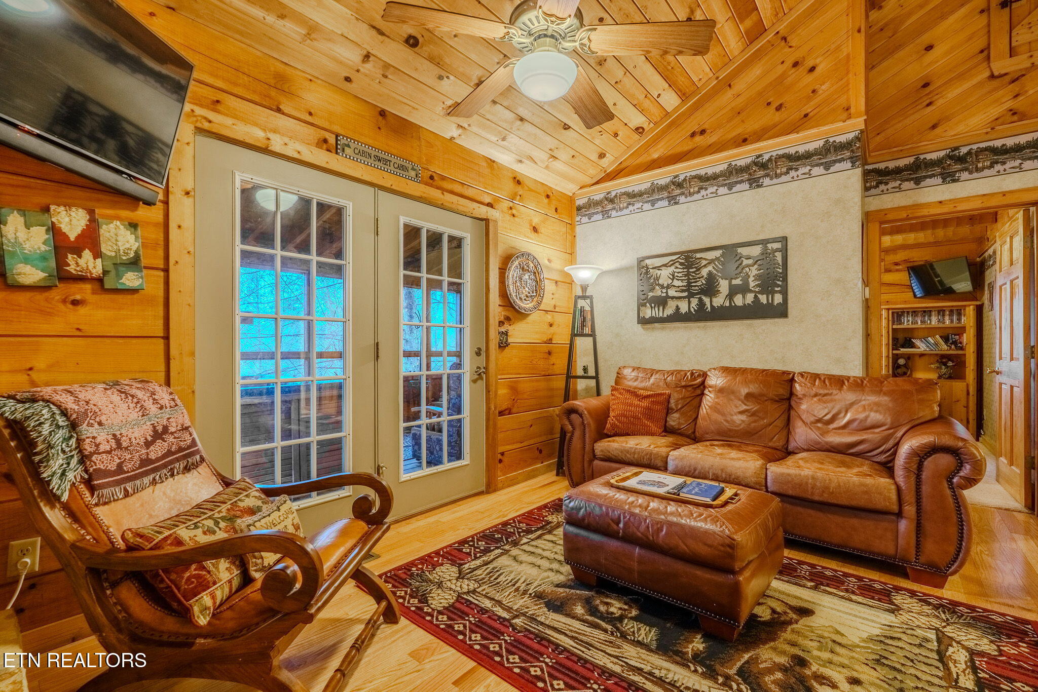 4320 Carolina Cove Way Pigeon Forge TN 37863