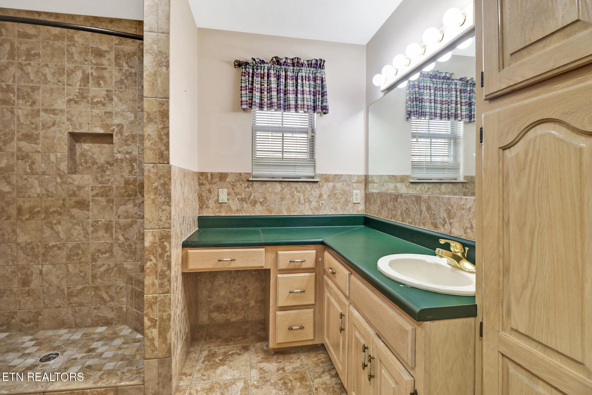 233 Redmon Road Wartburg TN 37887