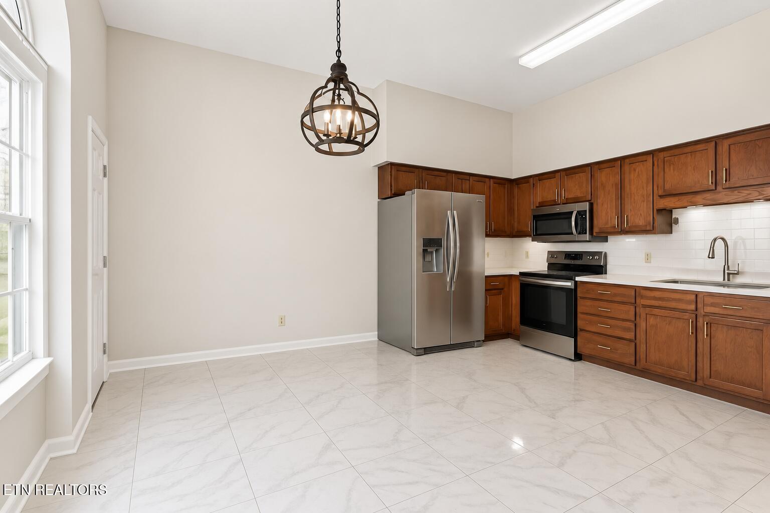 6504 Hickory Valley Way Knoxville TN 37918