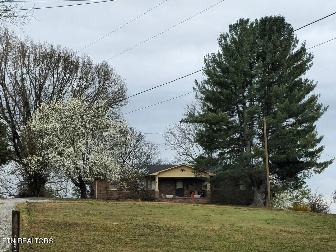 3451 Baker Springs Road White Pine TN 37890
