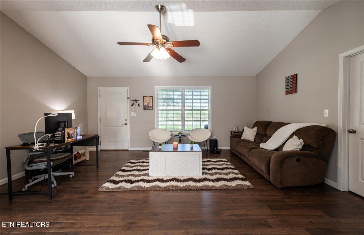 137 Raccoon Valley Road Maynardville TN 37807