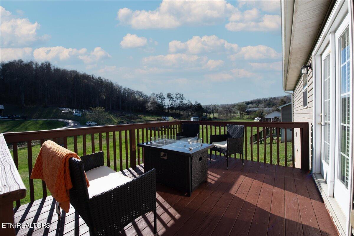 137 Raccoon Valley Road Maynardville TN 37807