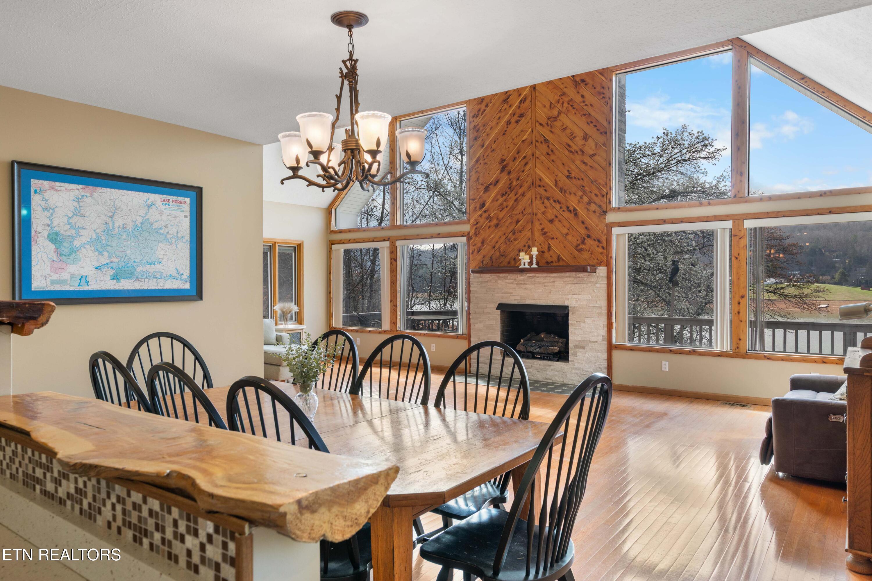 345 Old Leadmine Bend Road Sharps Chapel TN 37866