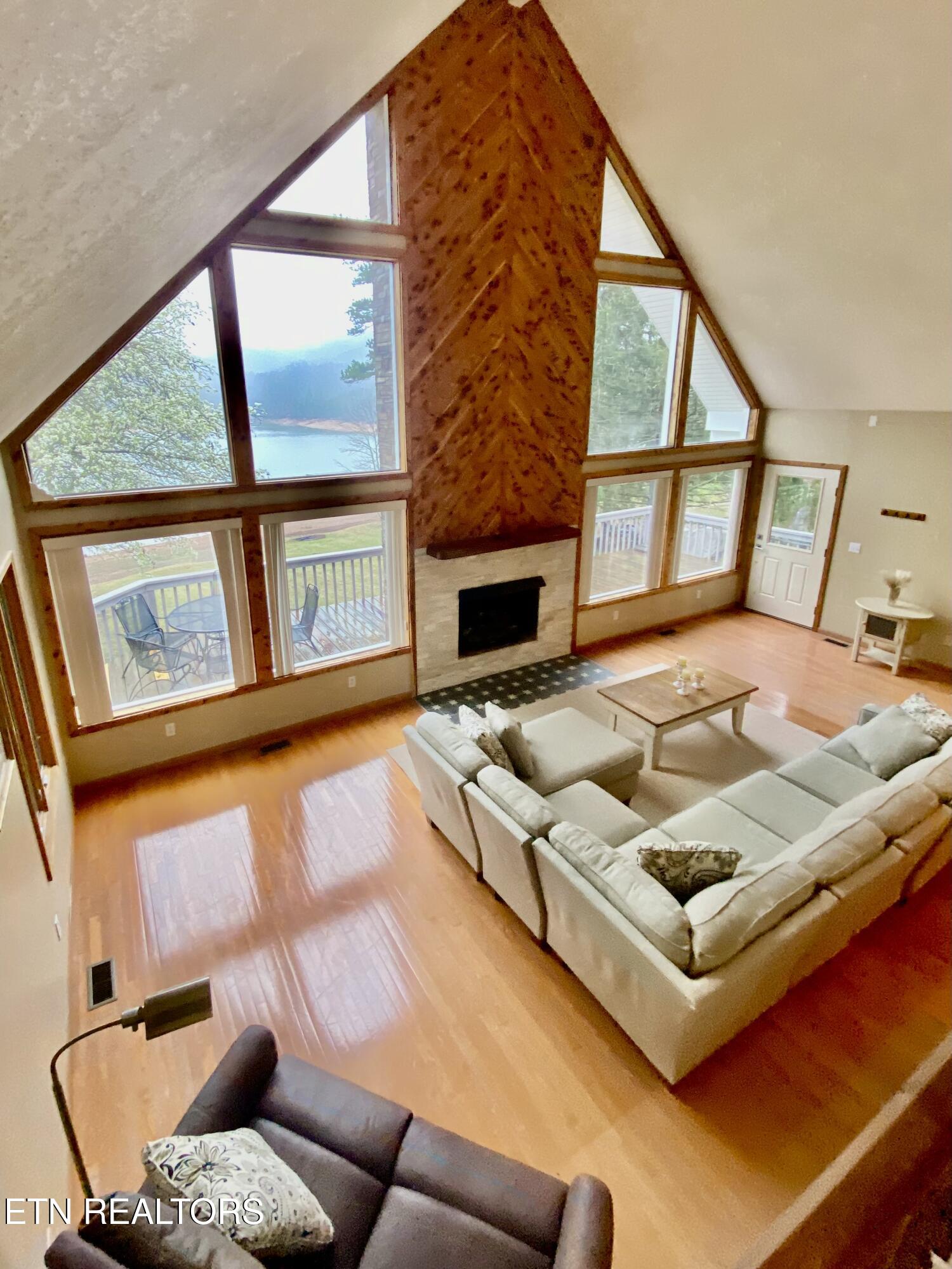 345 Old Leadmine Bend Road Sharps Chapel TN 37866