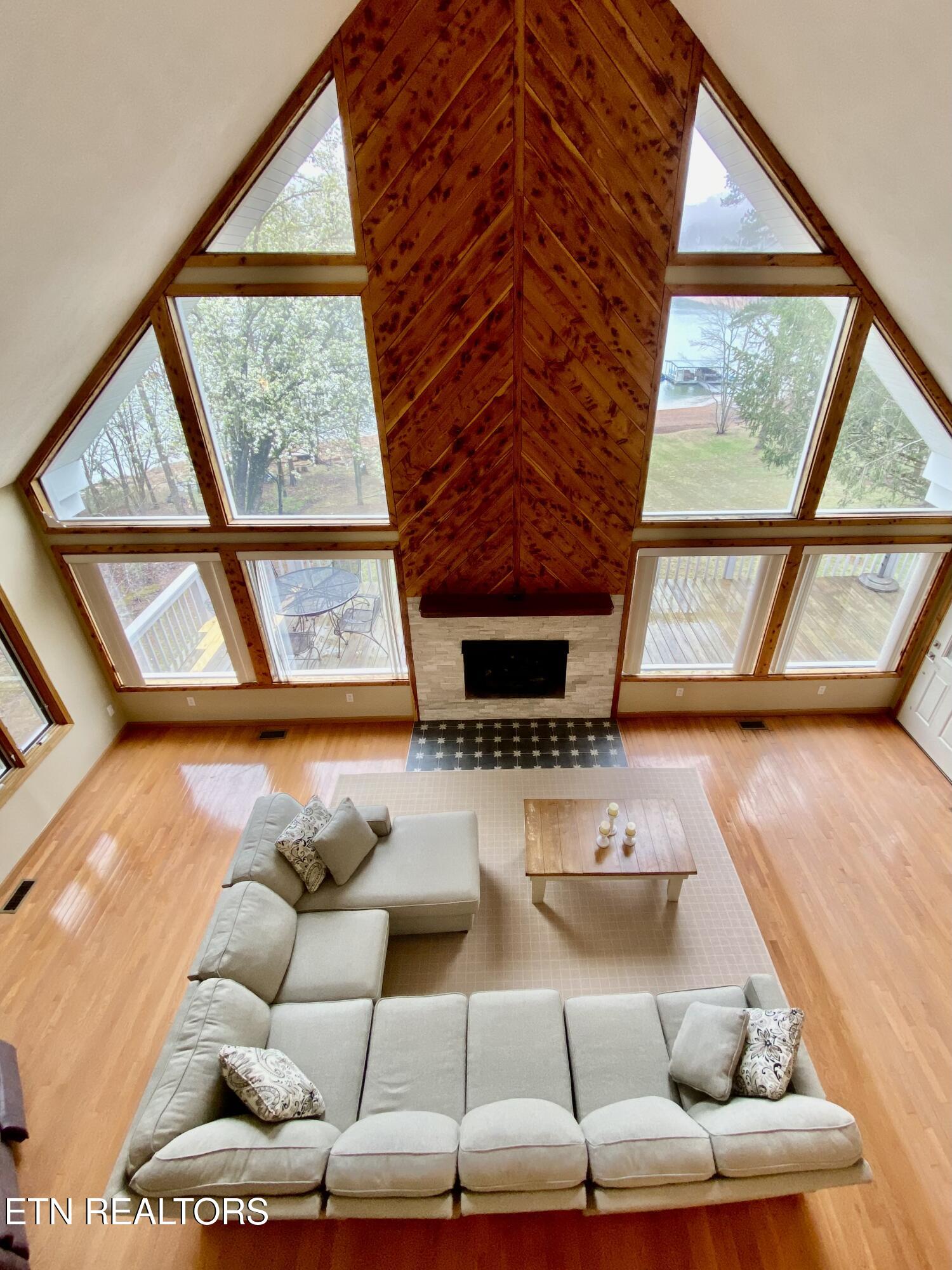 345 Old Leadmine Bend Road Sharps Chapel TN 37866