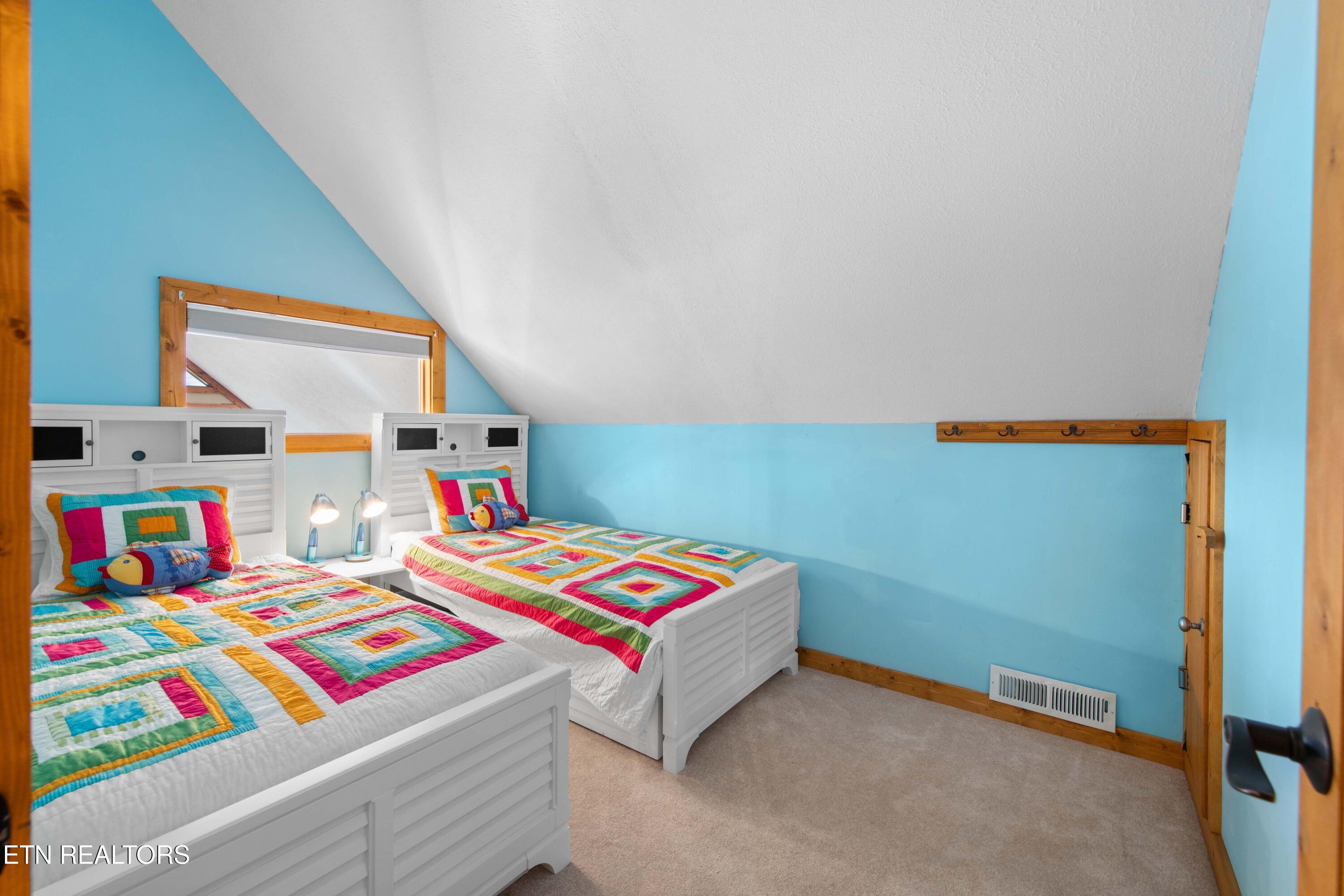 345 Old Leadmine Bend Road Sharps Chapel TN 37866