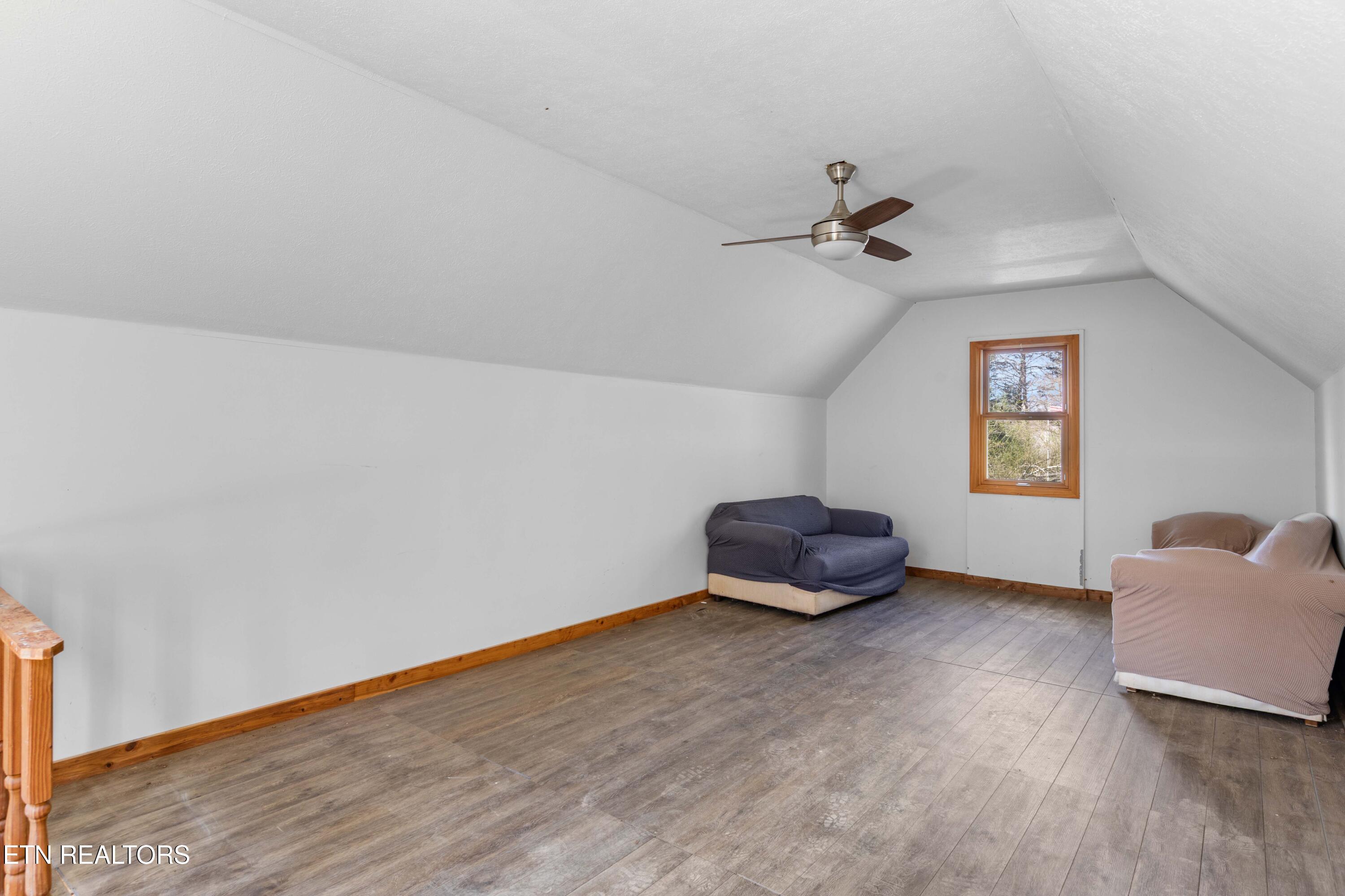345 Old Leadmine Bend Road Sharps Chapel TN 37866