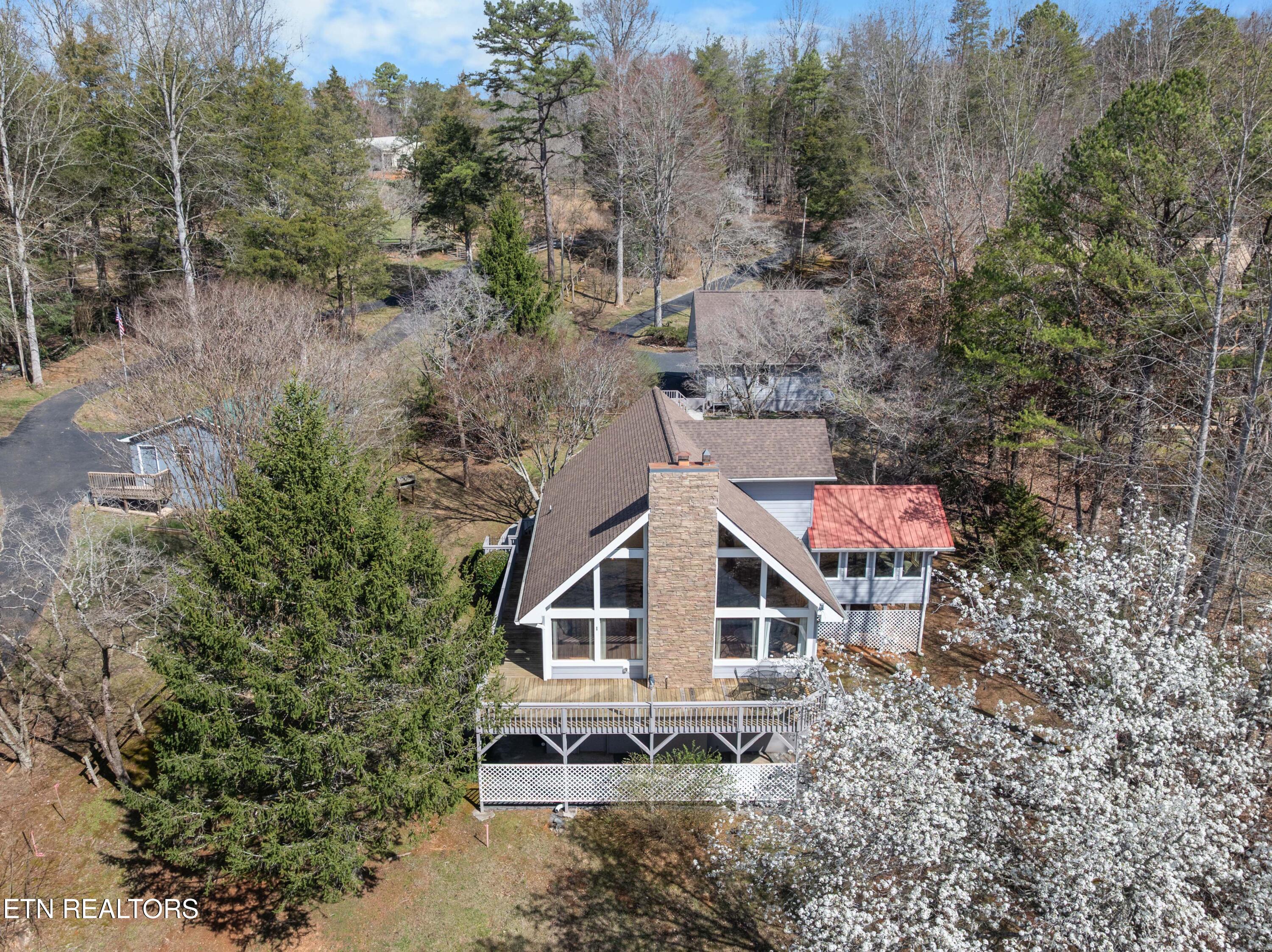 345 Old Leadmine Bend Road Sharps Chapel TN 37866