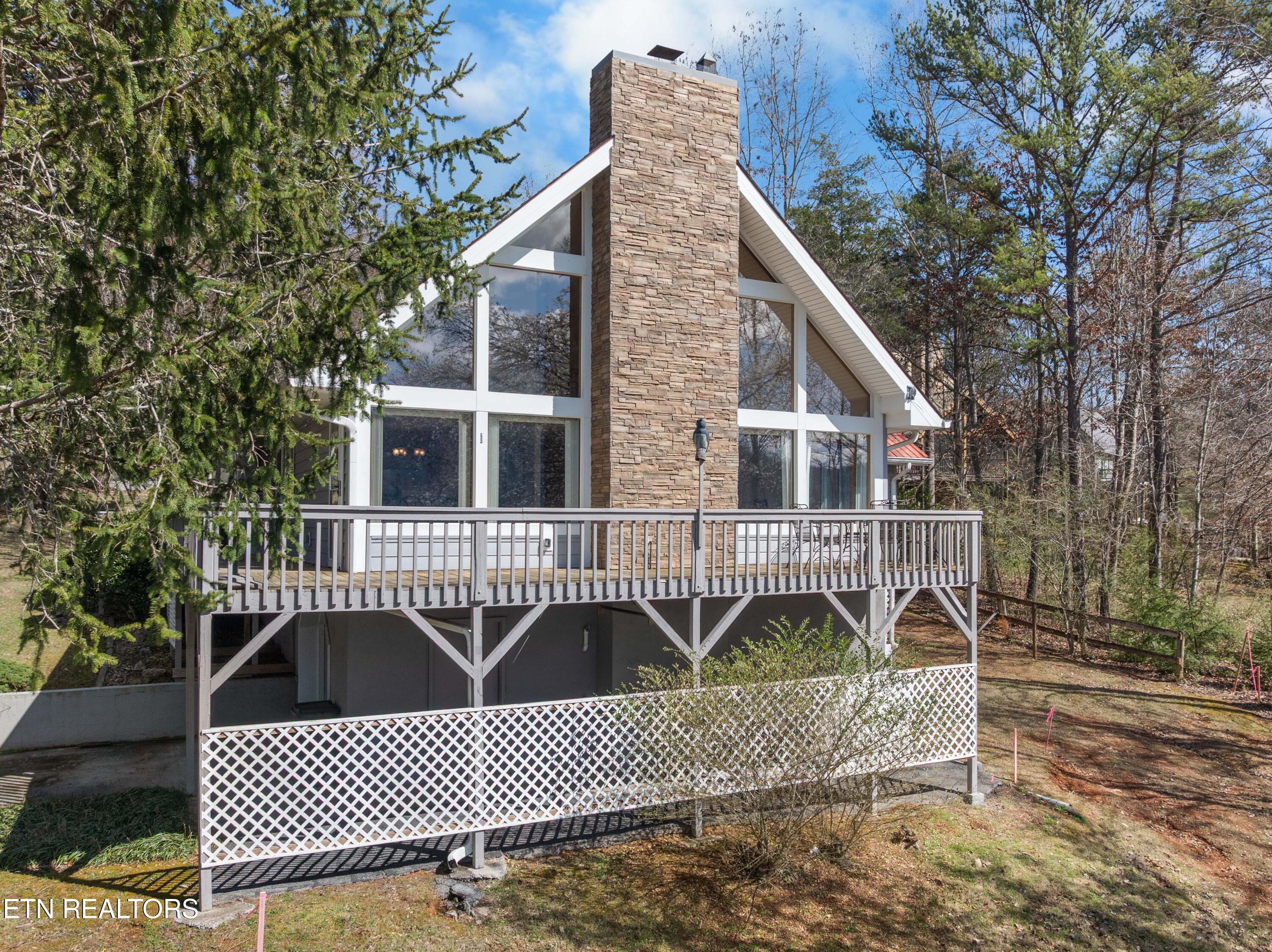 345 Old Leadmine Bend Road Sharps Chapel TN 37866