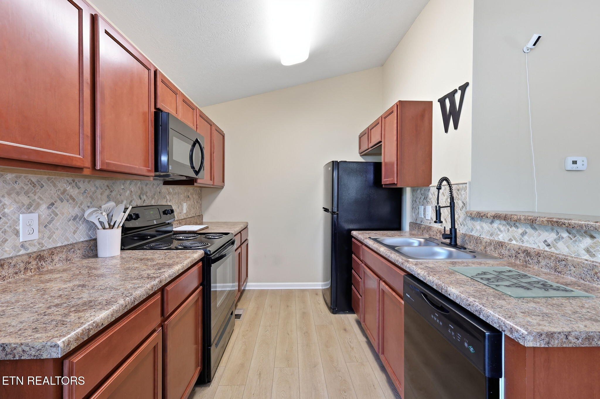 1245 Quiet Brook Lane Knoxville TN 37914