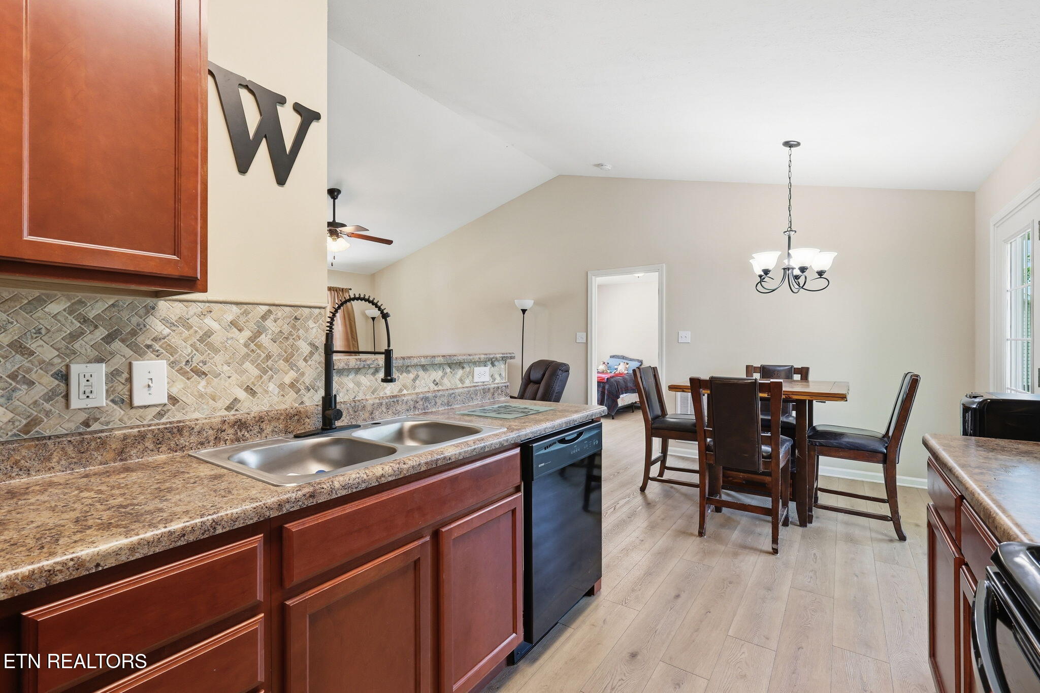 1245 Quiet Brook Lane Knoxville TN 37914